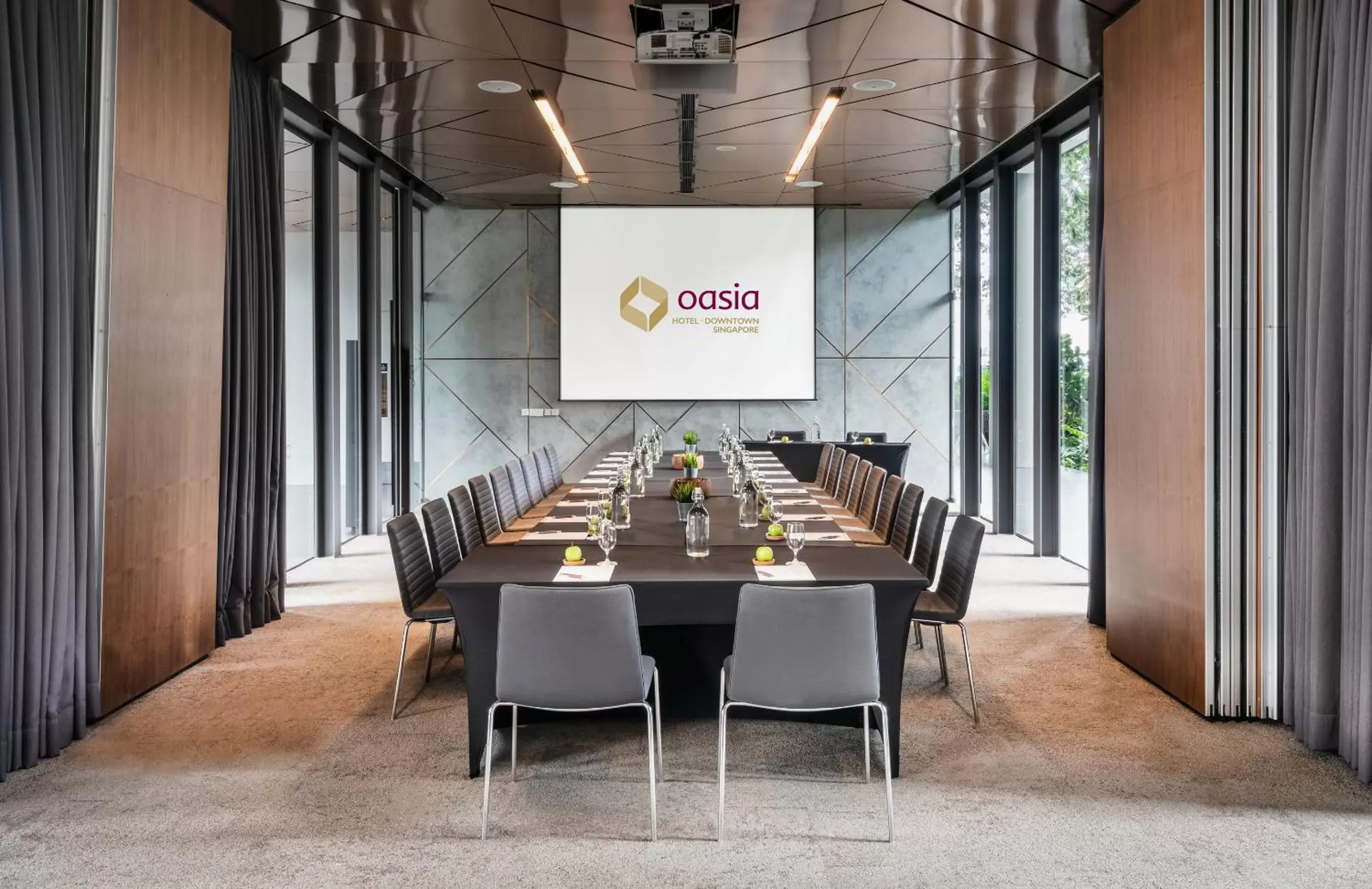 Business facilities in Oasia Hotel Downtown, Singapore by Far East Hospitality