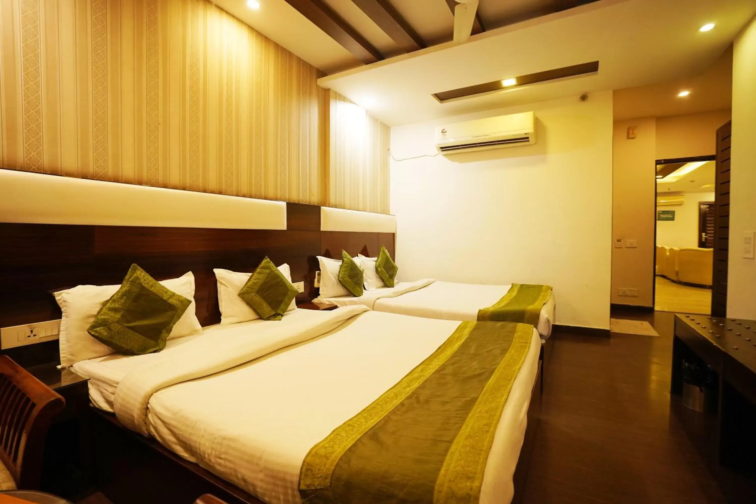 Bedroom, Bed in Hotel Dreamland Chandigarh Bedroom, Bed in Hotel Dreamland Chandigarh