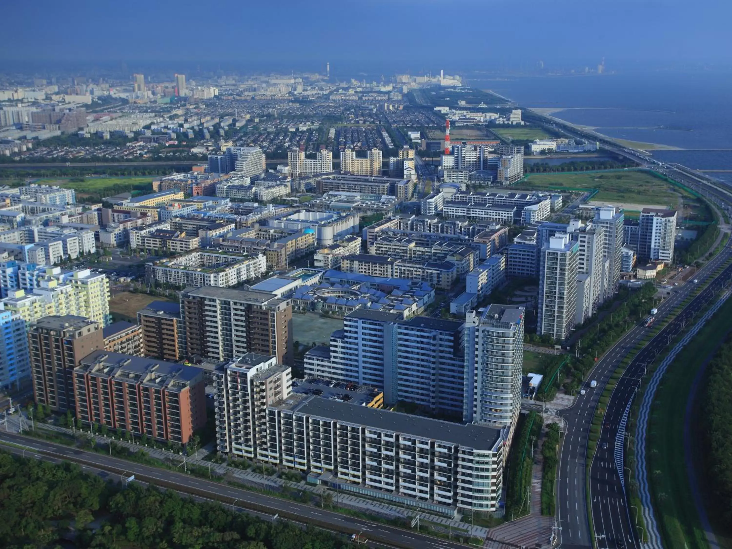 View (from property/room), Bird's-eye View in APA Hotel & Resort Tokyo Bay Makuhari