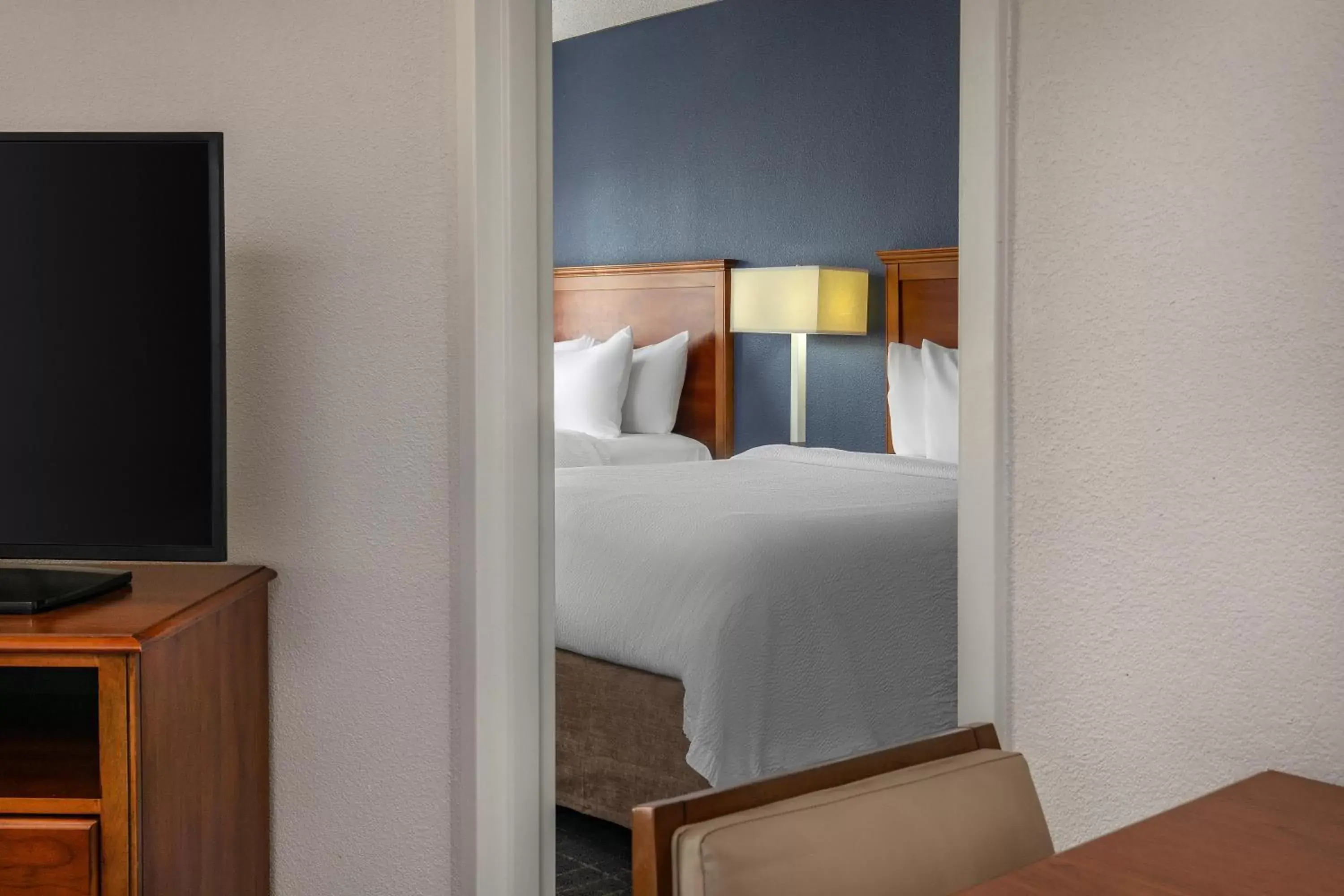 Bedroom, Bed in Residence Inn by Marriott Chesapeake Greenbrier