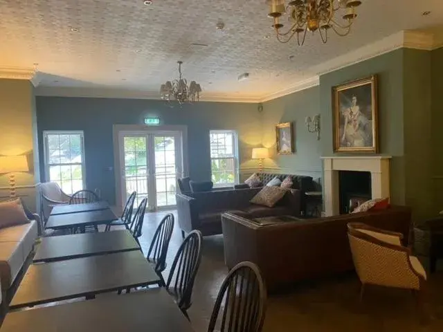 Lounge or bar, Restaurant/Places to Eat in New House Country Hotel