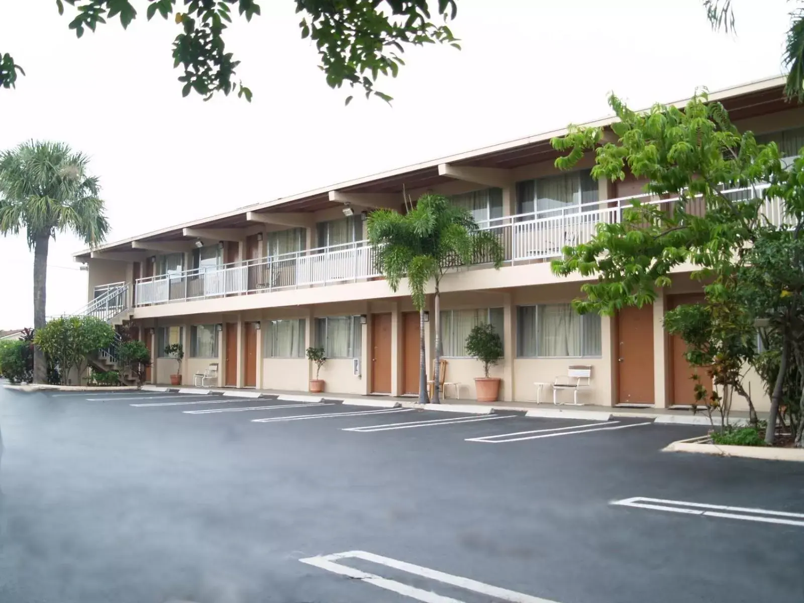 Facade/entrance, Property Building in Parkview Motor Lodge