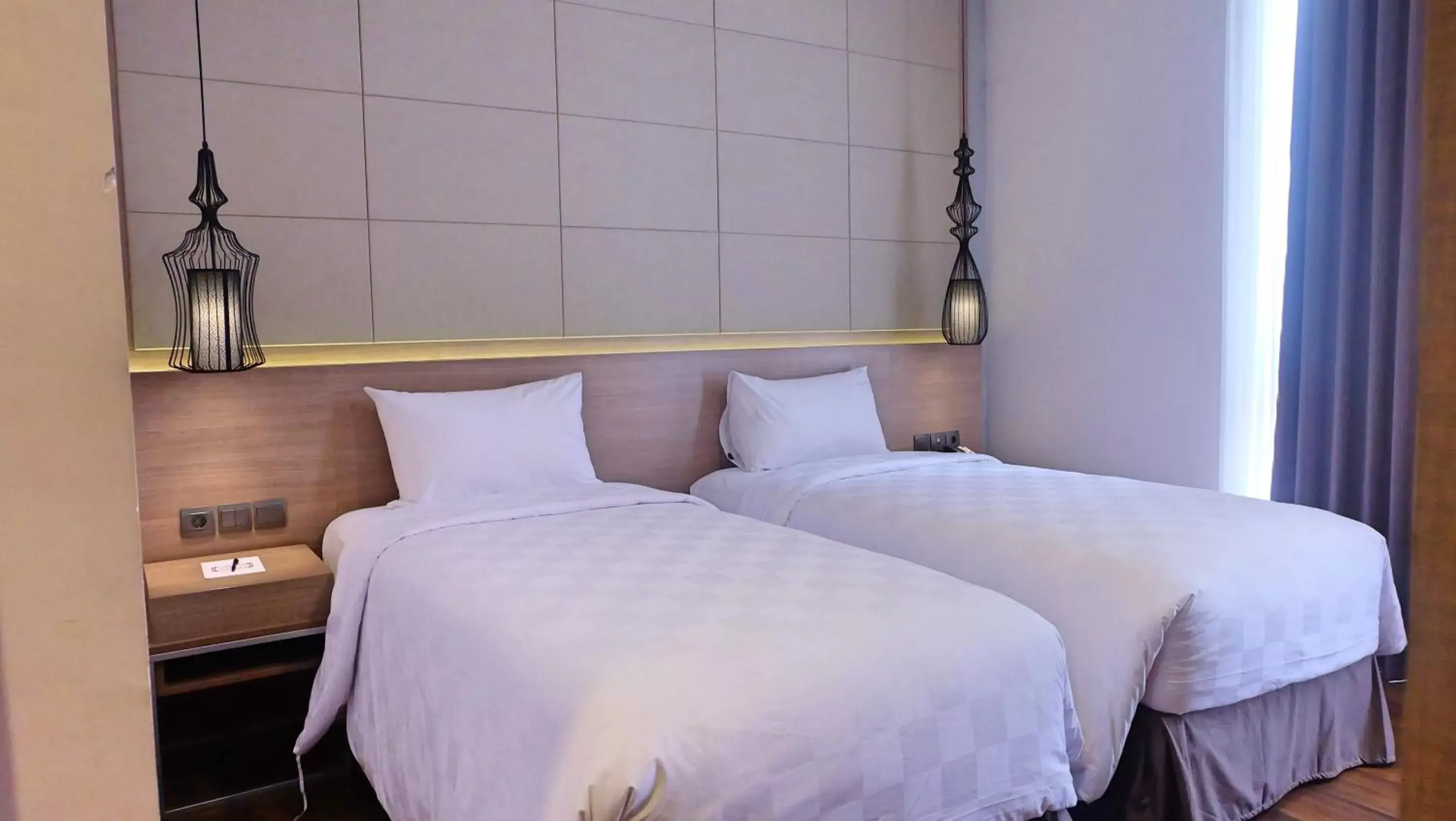 Superior Twin Room in Rivoli Hotel Jakarta