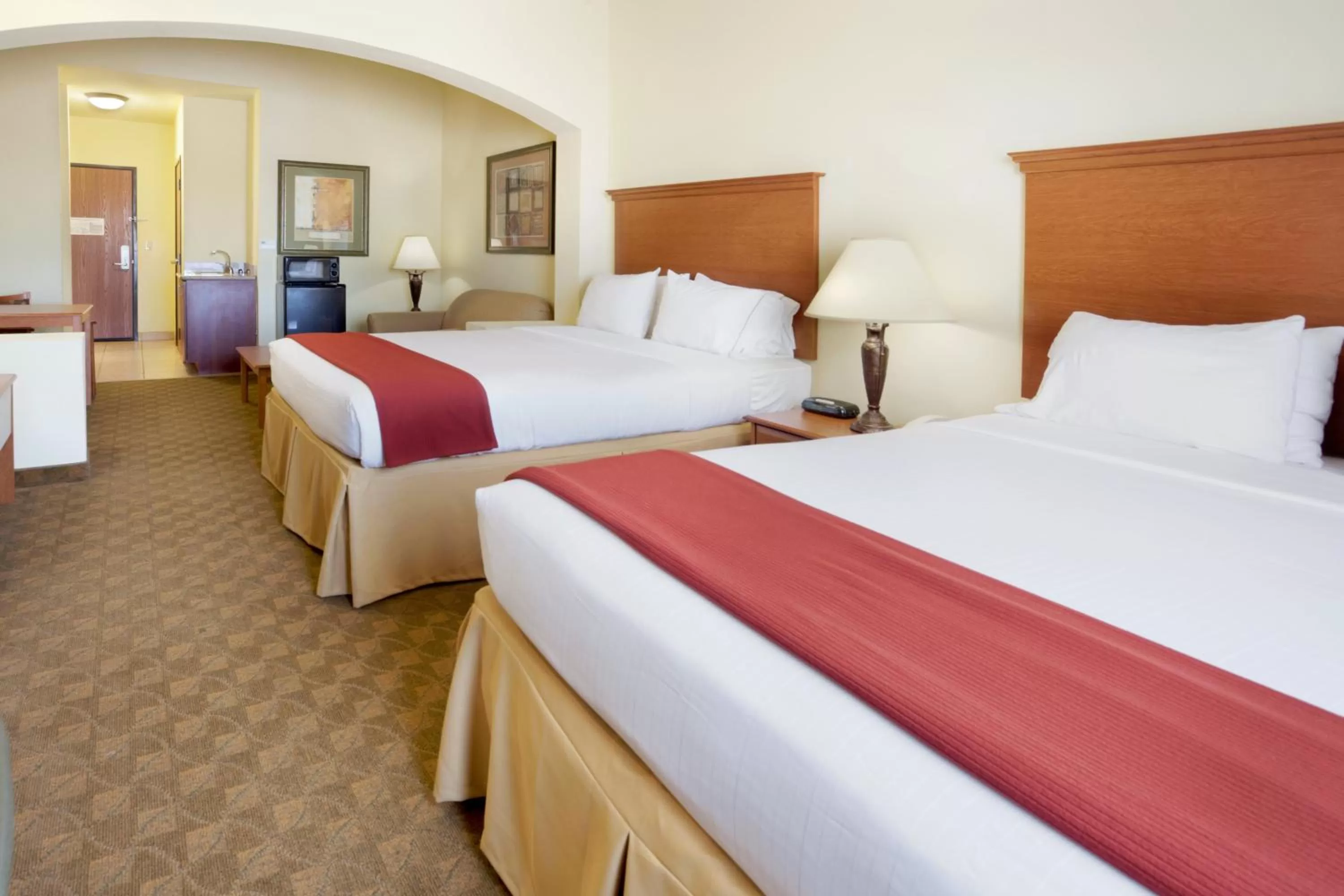 Photo of the whole room, Bed in Holiday Inn Express Hotel & Suites Zapata by IHG