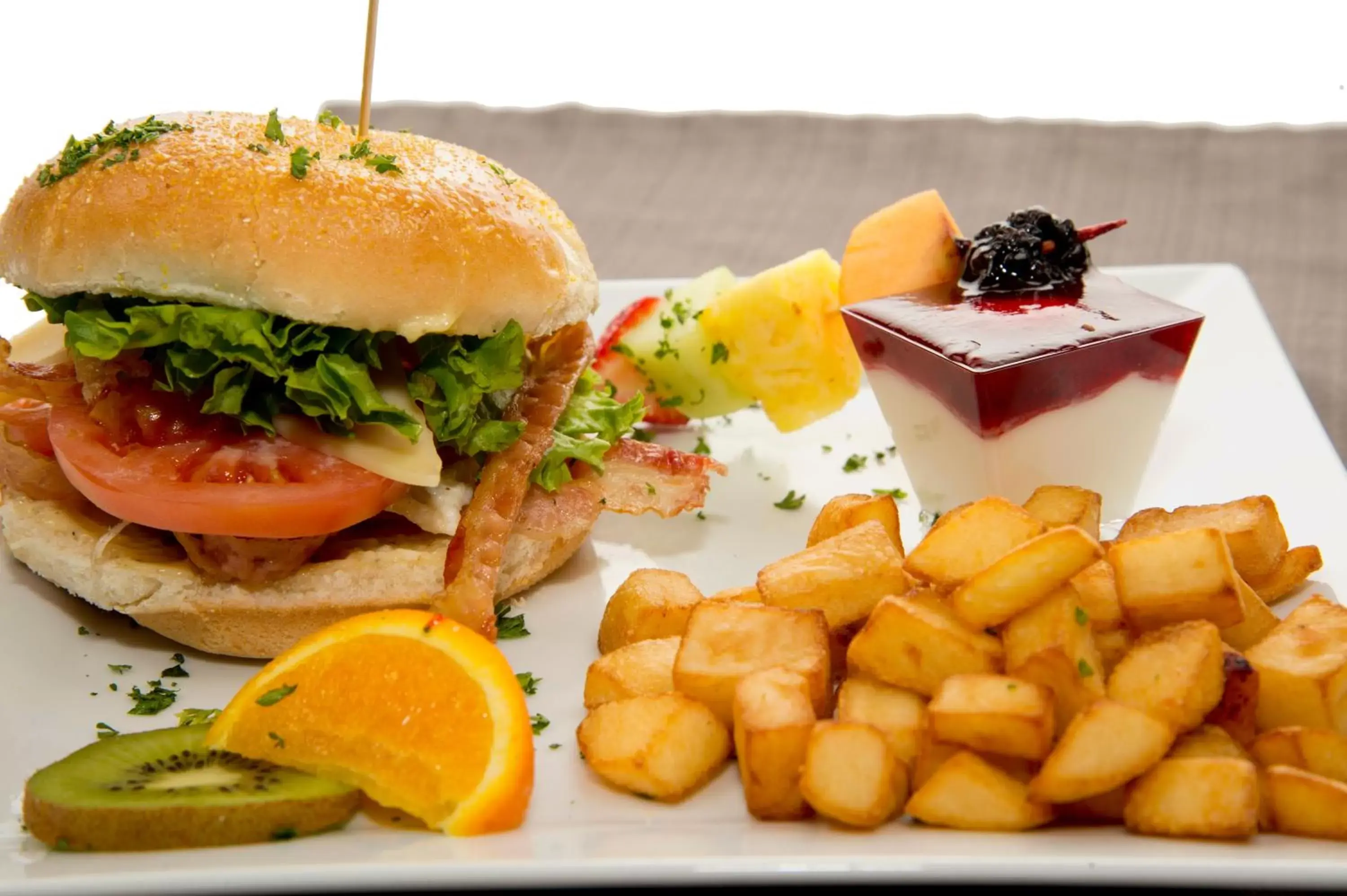 Breakfast, Food in Hôtel Universel, Centre de congrès Rivière-du-Loup