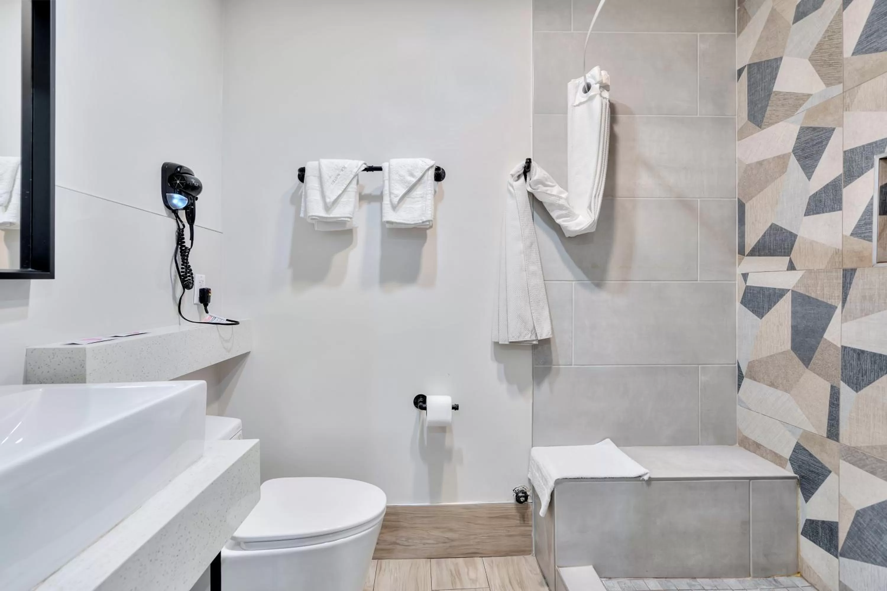 Bathroom in Royal Hawaiian Inn - Mid City, Los Angeles