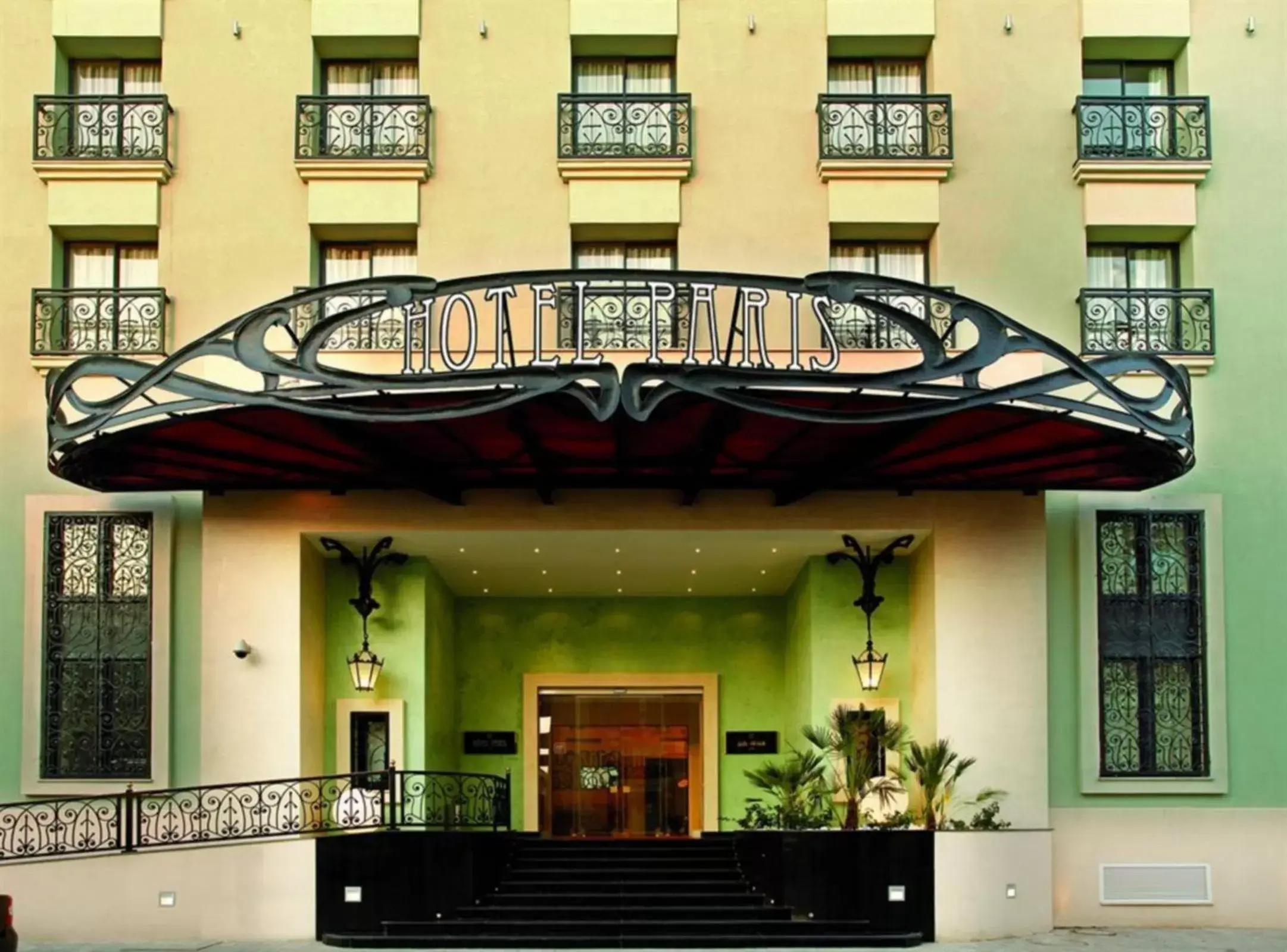 Facade/entrance in Occidental Lac Tunis