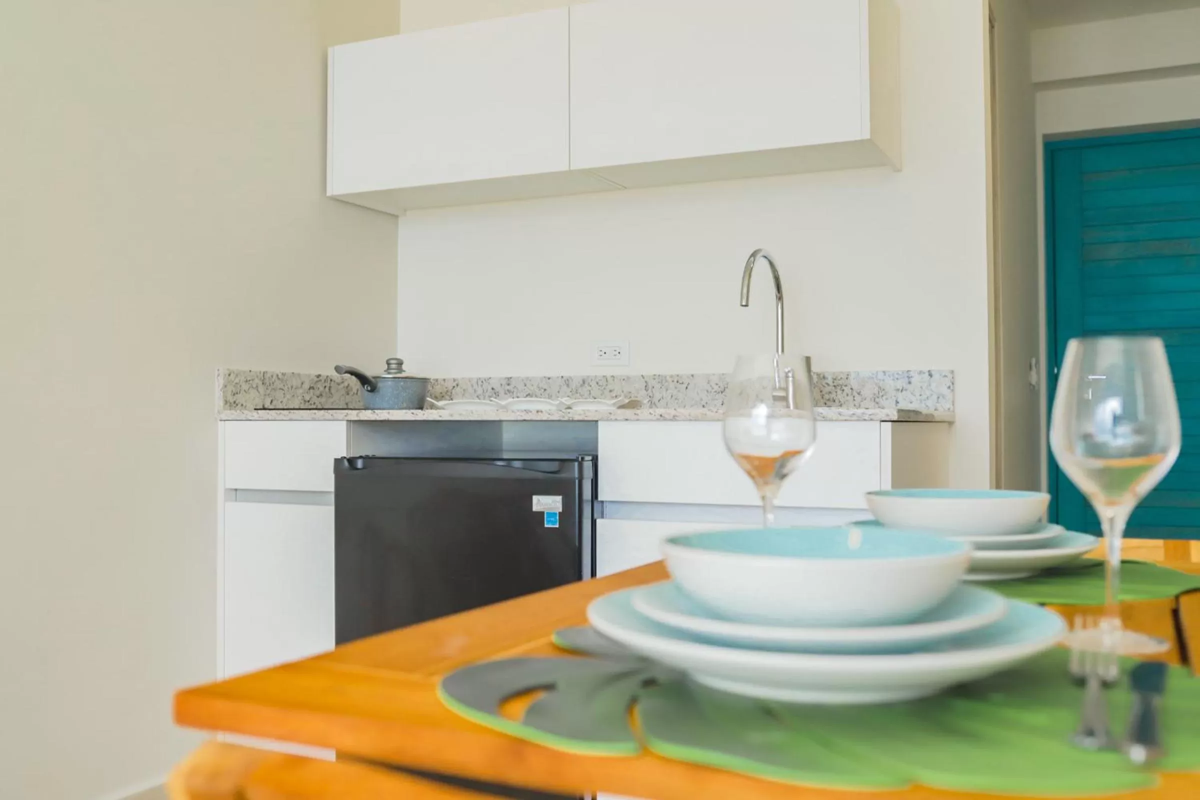 Kitchen/Kitchenette in Playa Caracol Residences