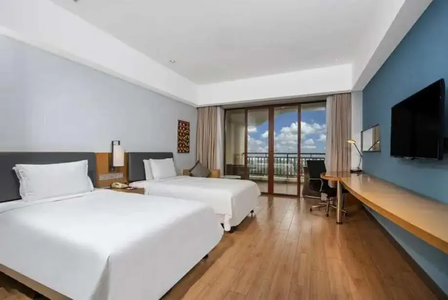 Photo of the whole room in Holiday Inn Express Haikou West Coast, an IHG Hotel