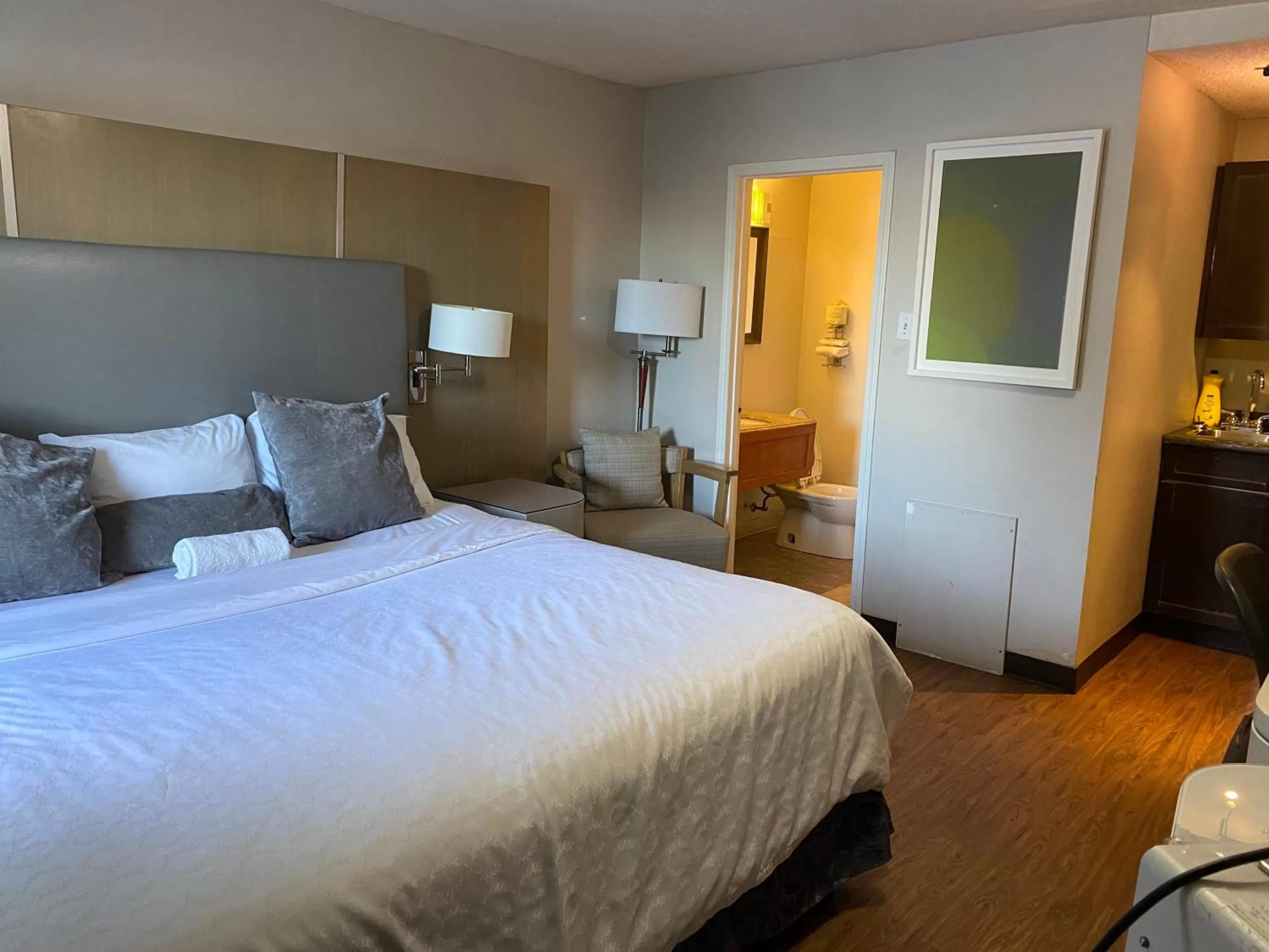 Bedroom in Thriftlodge Saskatoon