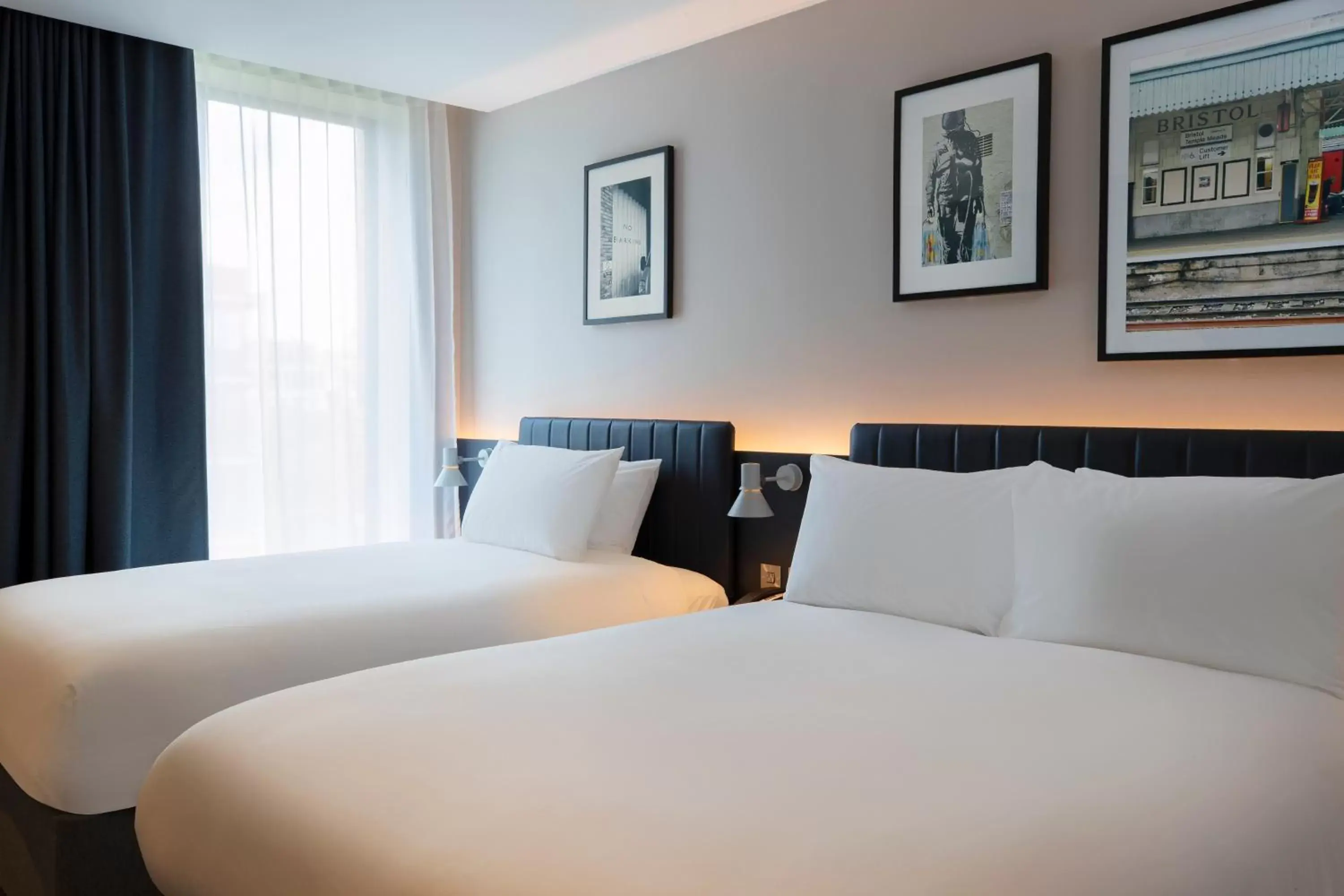 Bedroom, Bed in Leonardo Hotel Bristol City Bedroom, Bed in Leonardo Hotel Bristol City