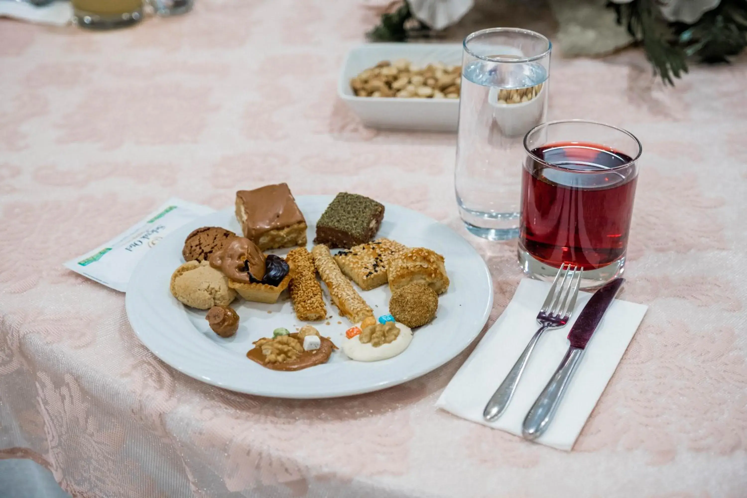 Food and drinks in Selcuk Hotel Sems-i Tebrizi