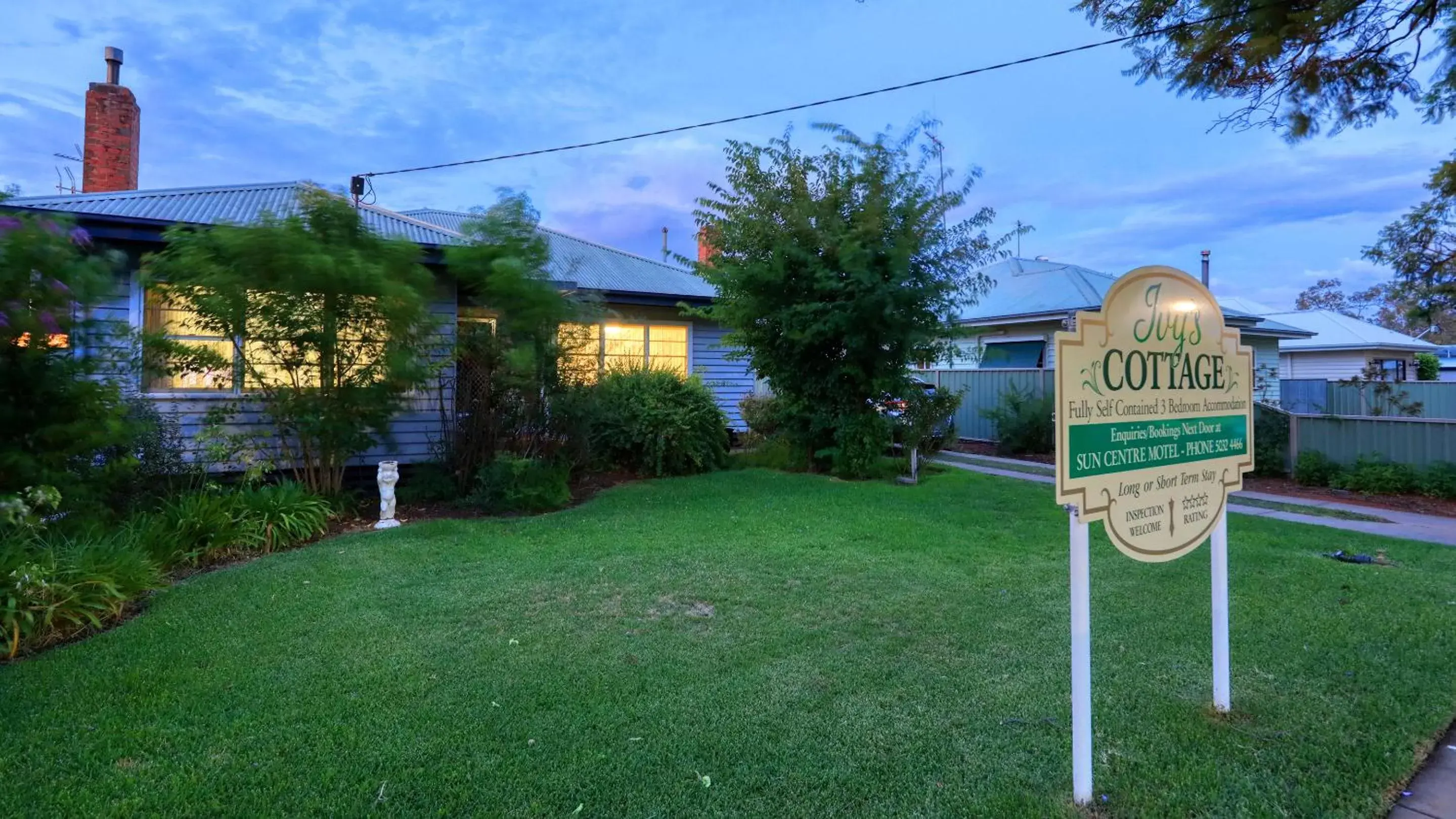 Property Building in Sun Centre Motel