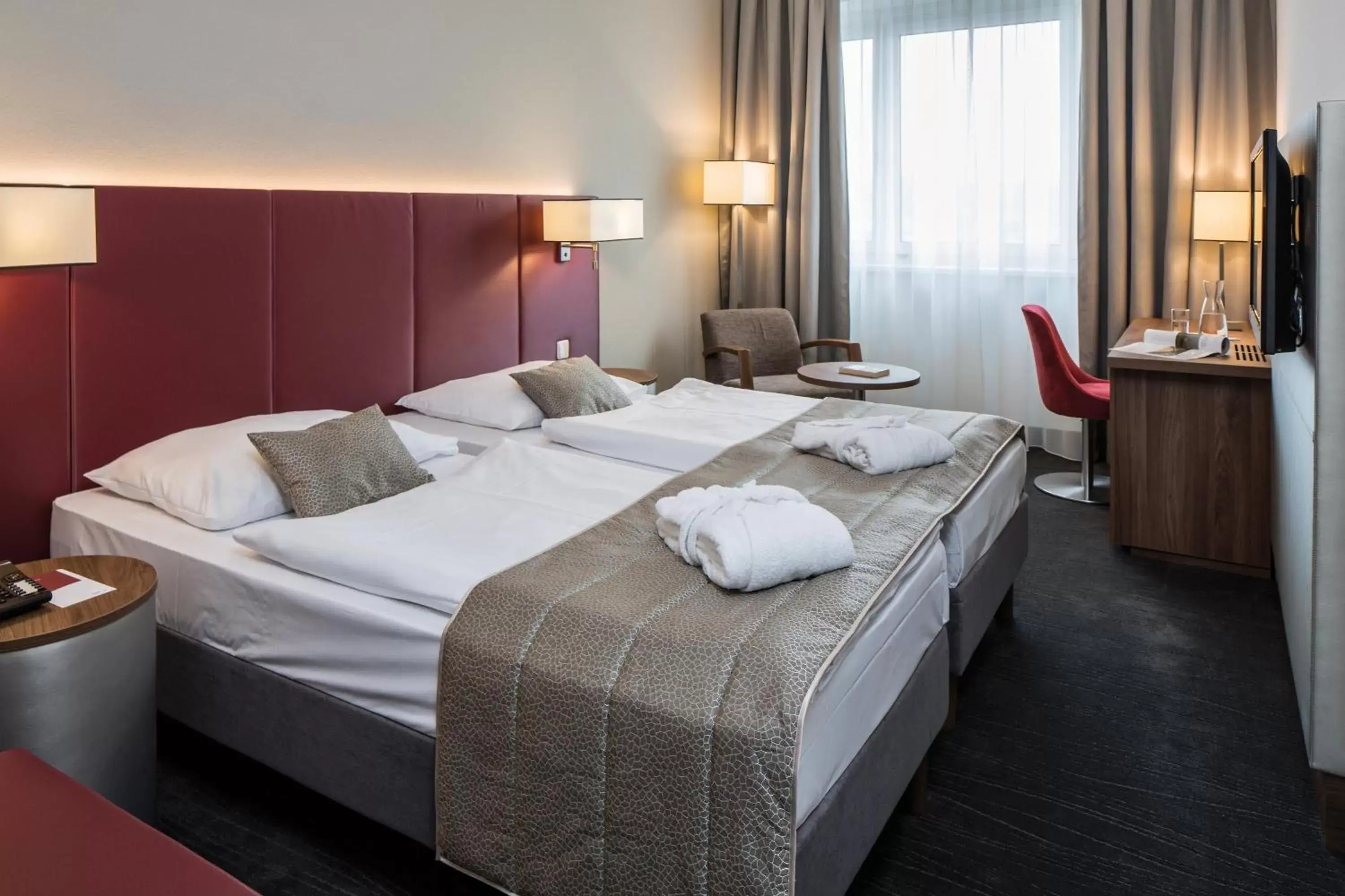 Bed in Austria Trend Hotel Europa Salzburg