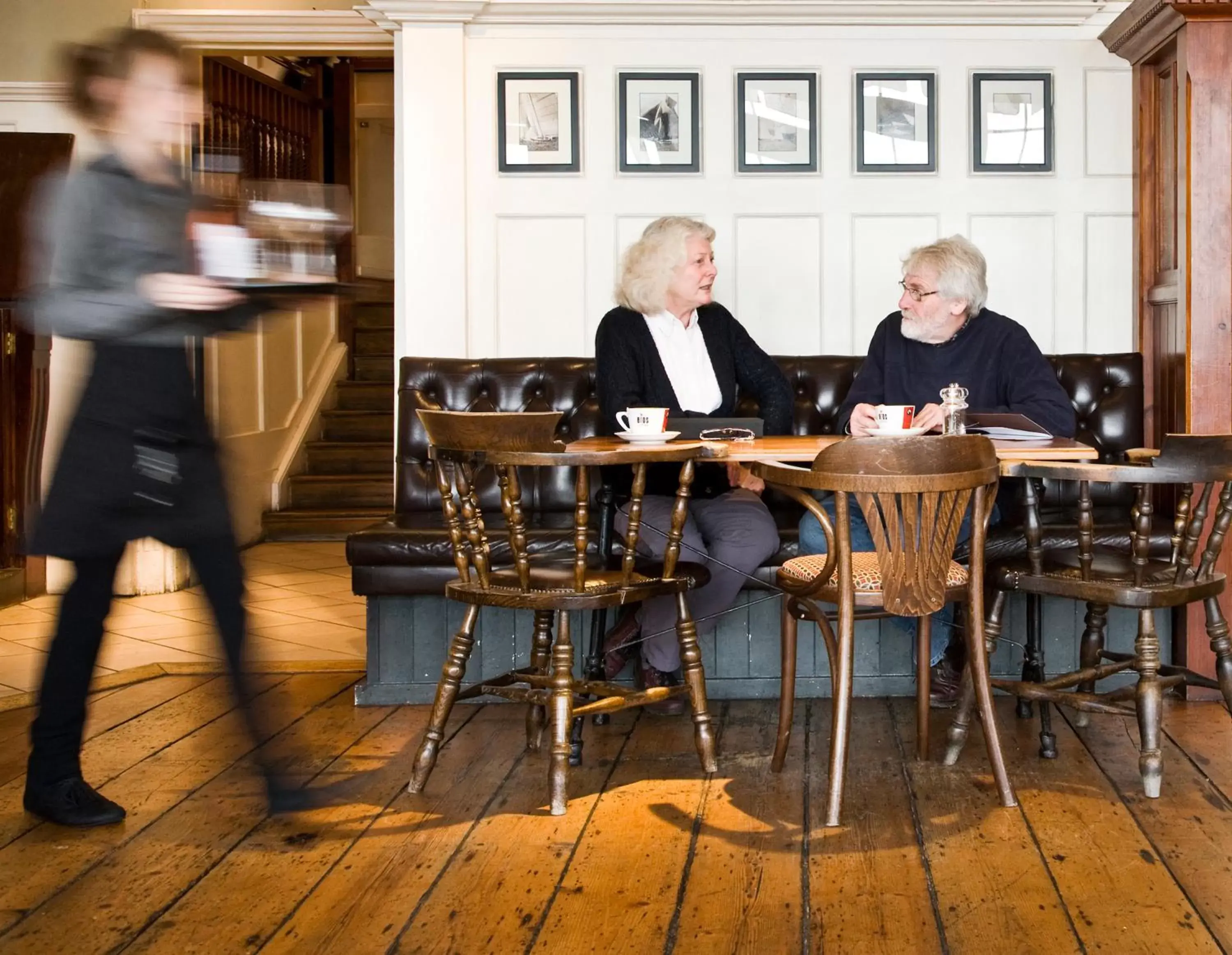 Lounge or bar in Royal Hotel