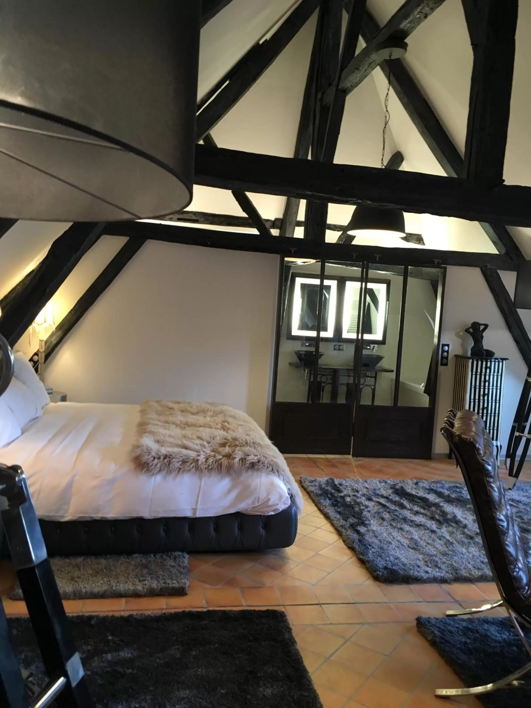 Photo of the whole room in Demeure des Vieux Bains