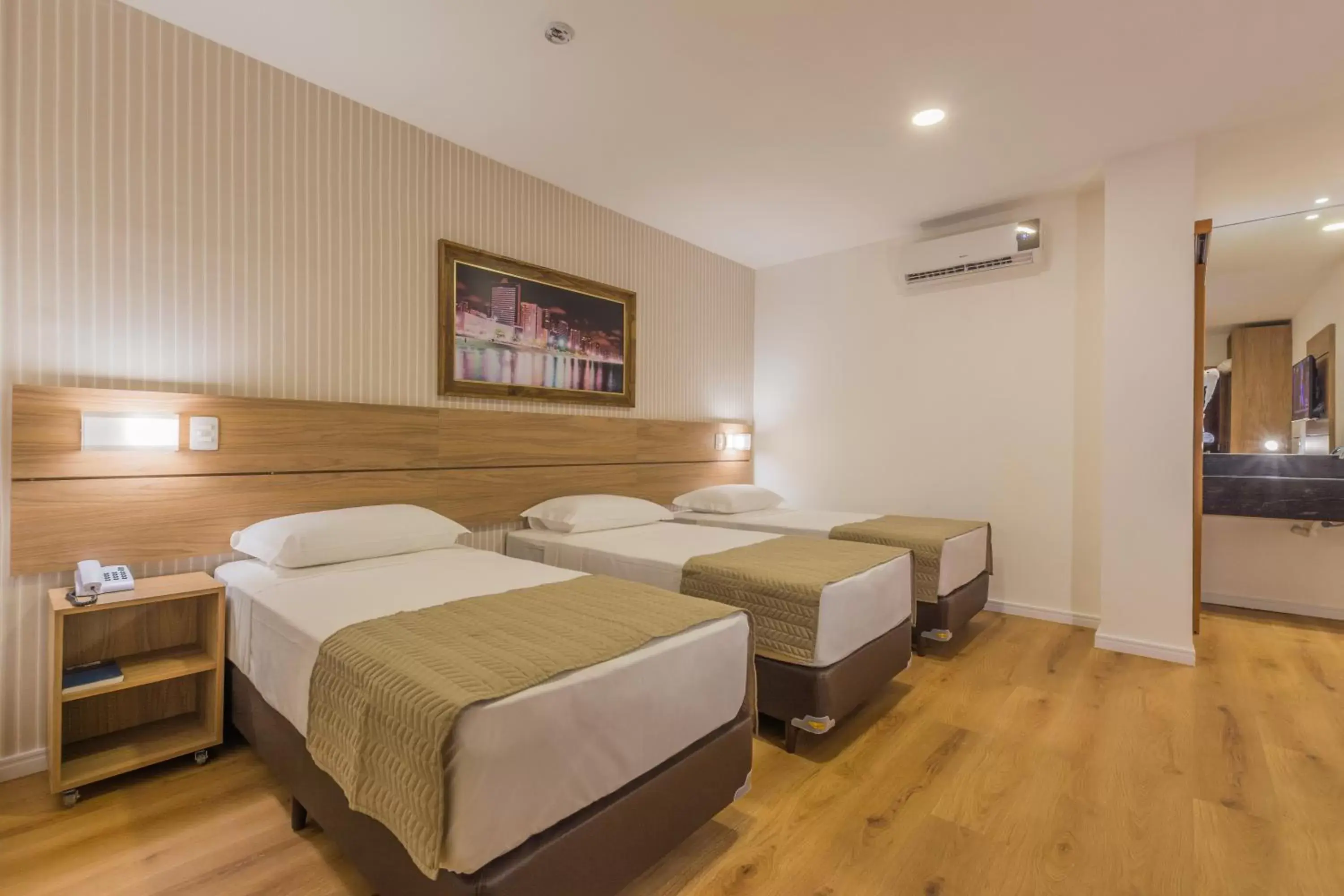 Photo of the whole room, Bed in Bristol Guararapes Fortaleza Centro de Eventos Photo of the whole room, Bed in Bristol Guararapes Fortaleza Centro de Eventos