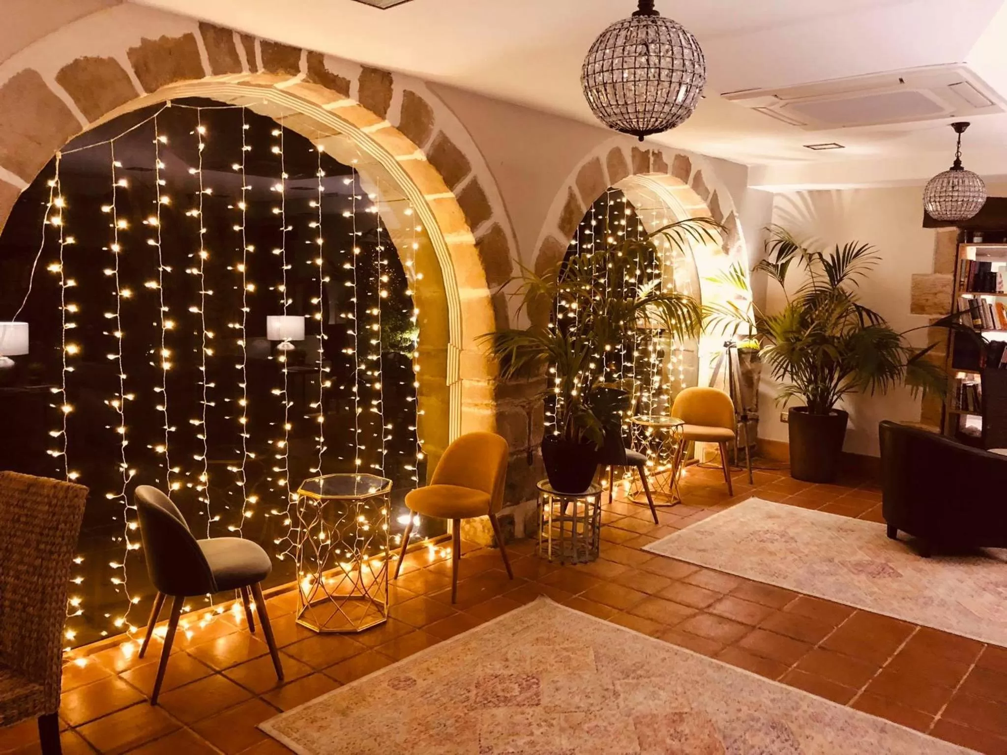 Communal lounge/ TV room in Palacio de Arce