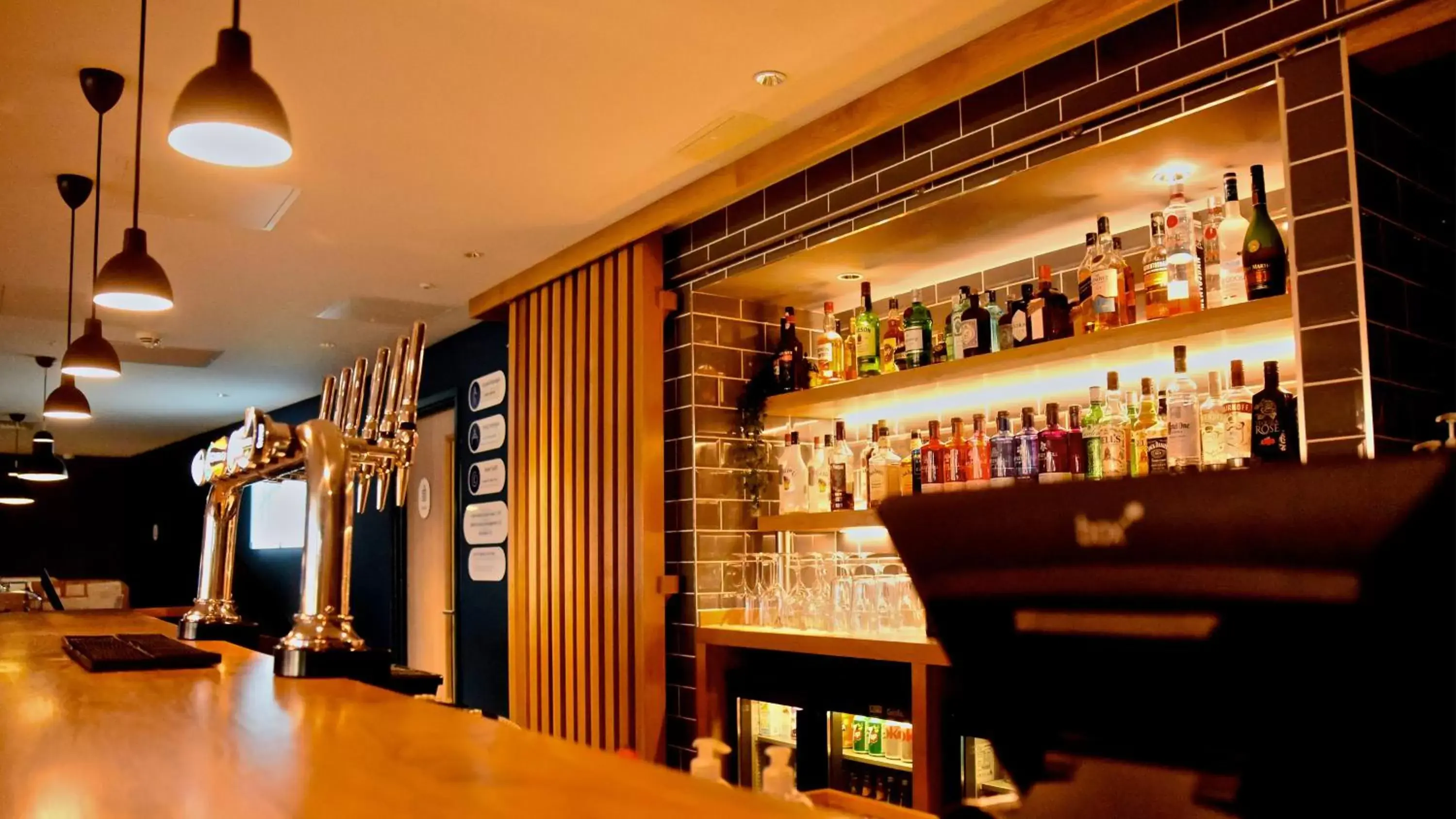 Lounge or bar in Holiday Inn Express - Barrow-in-Furness & South Lakes by IHG Lounge or bar in Holiday Inn Express - Barrow-in-Furness & South Lakes by IHG