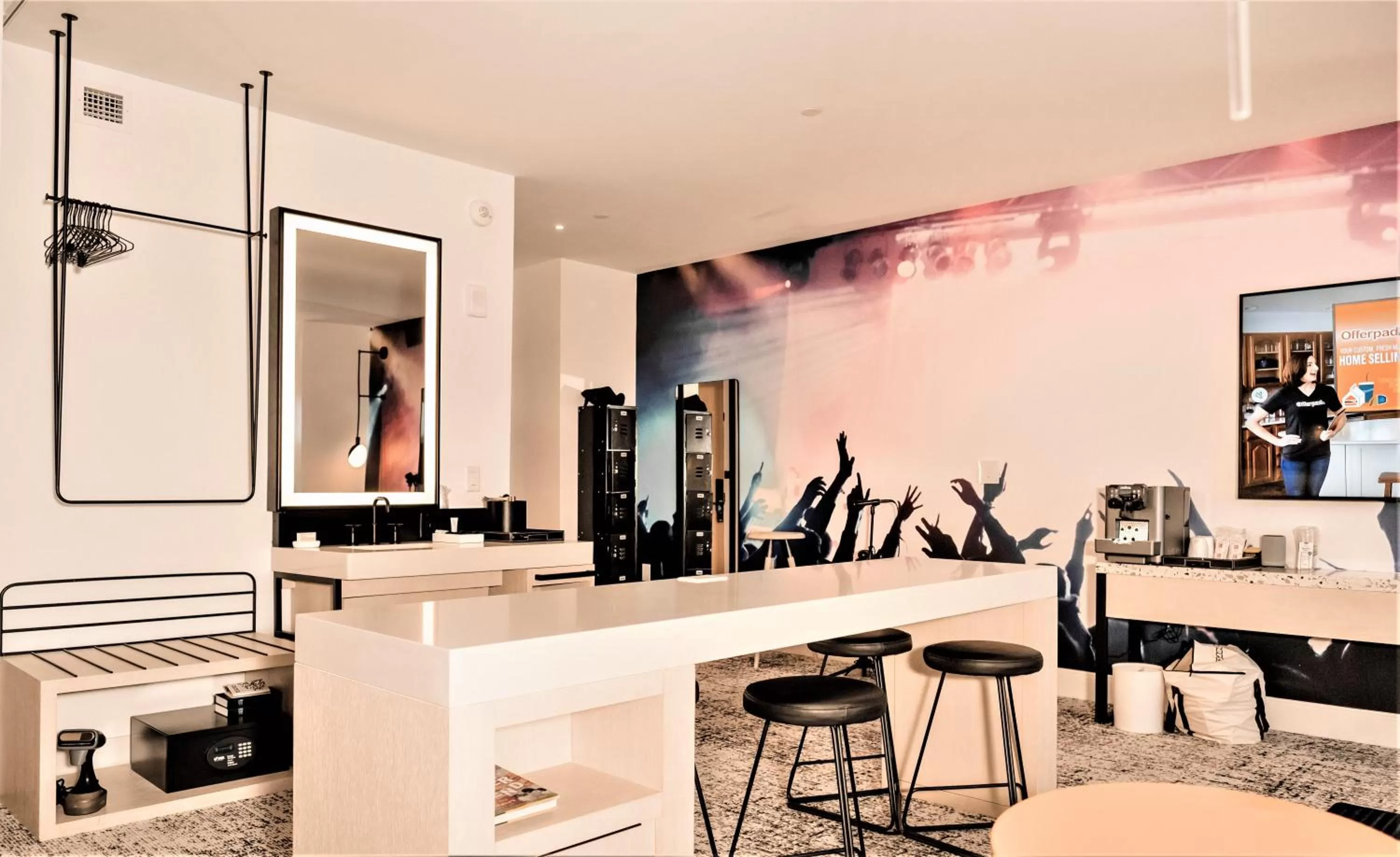 VIP in Reverb by Hard Rock Atlanta Downtown