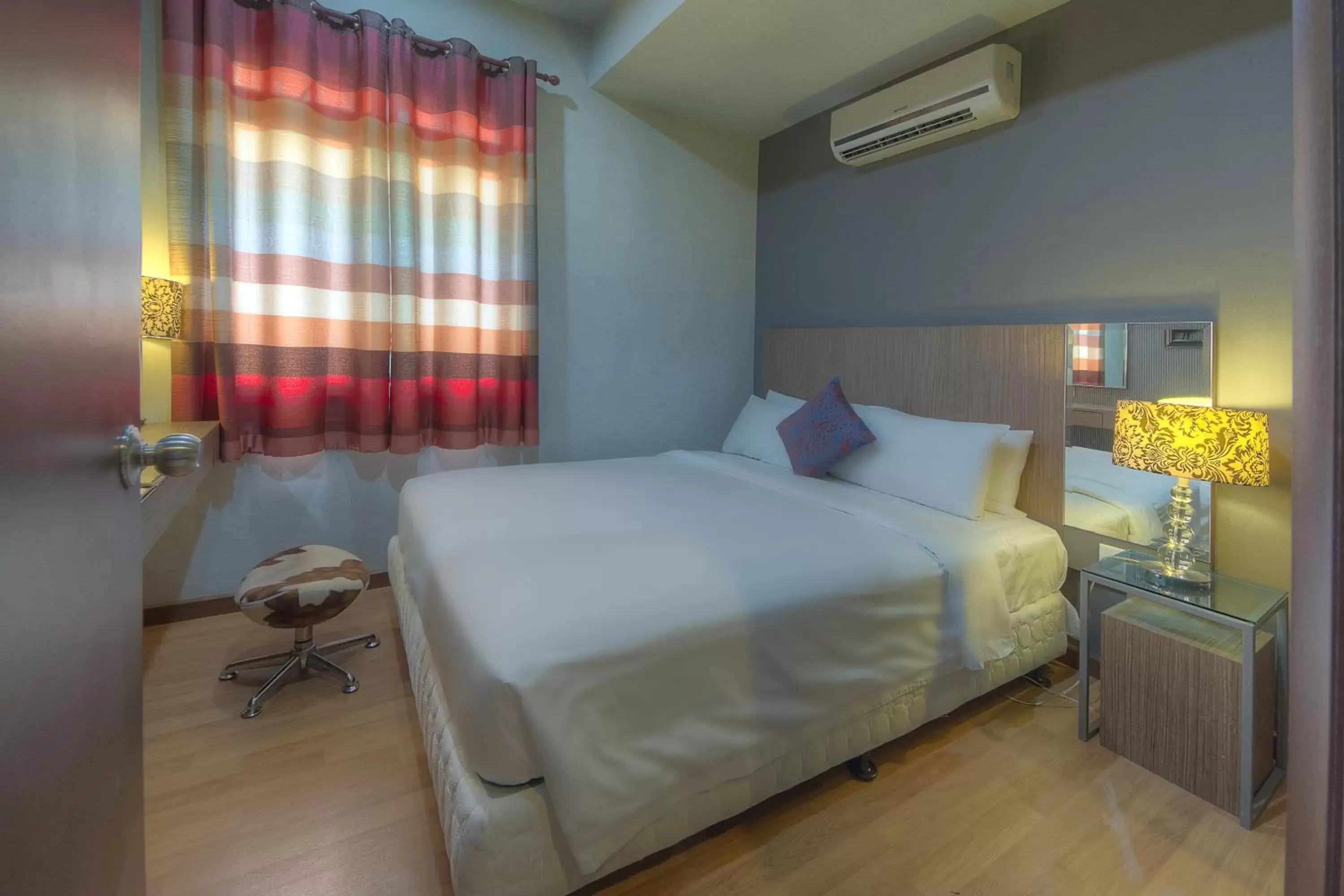 Bedroom, Bed in Arenaa Deluxe Hotel