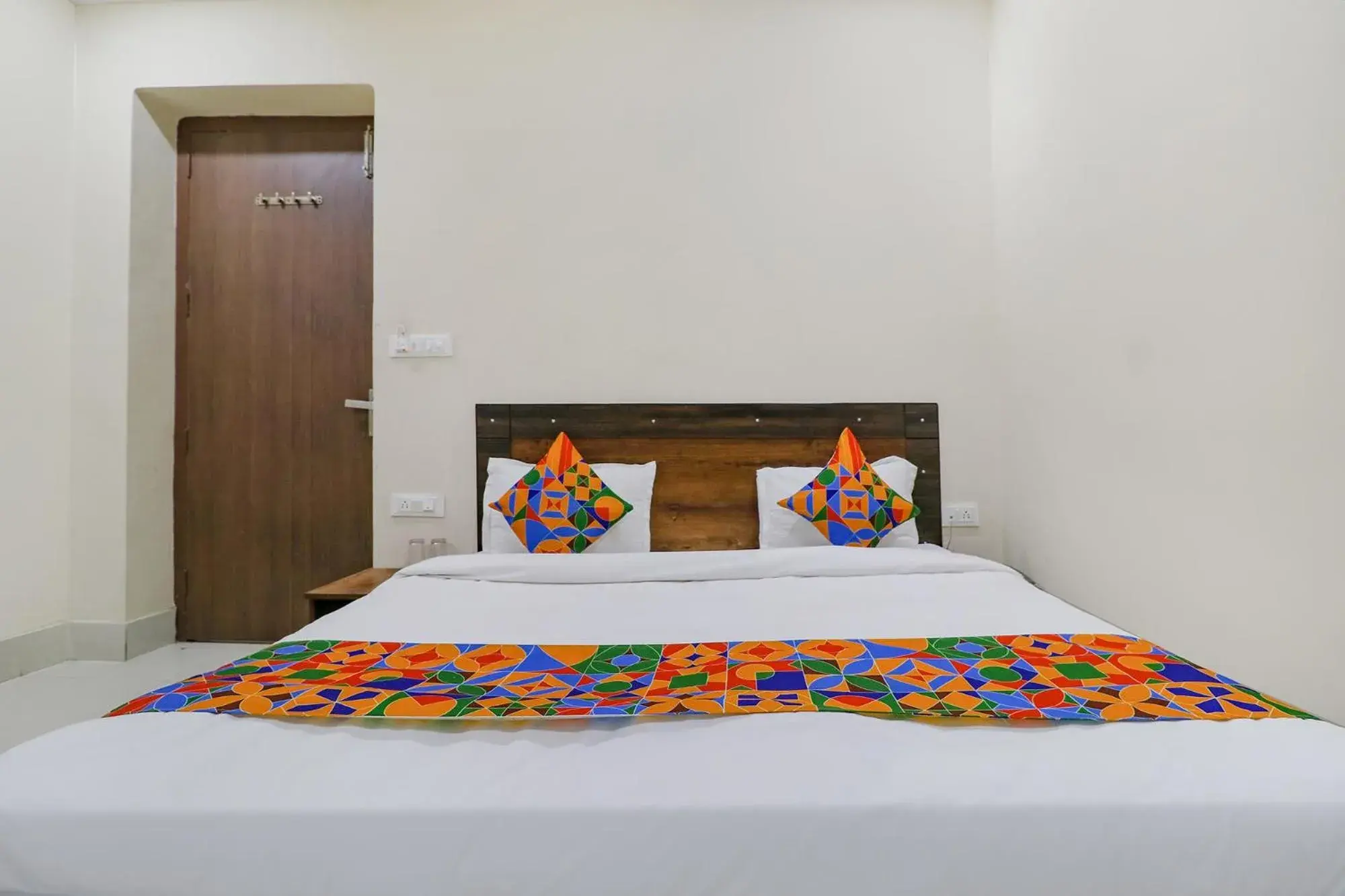 Bedroom, Bed in FabExpress Kartikey Inn