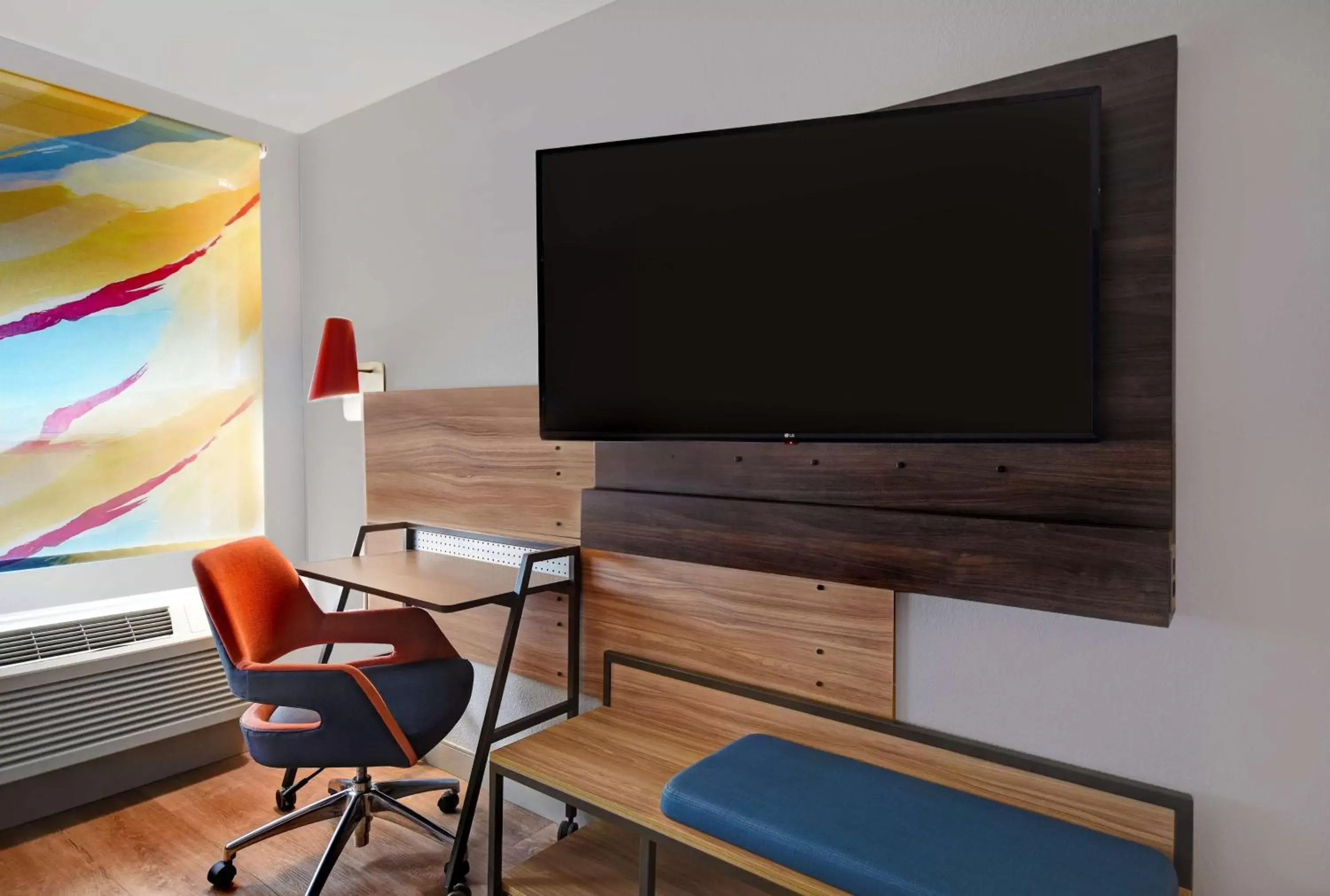 Bedroom in Tru By Hilton Monroe, MI Bedroom in Tru By Hilton Monroe, MI