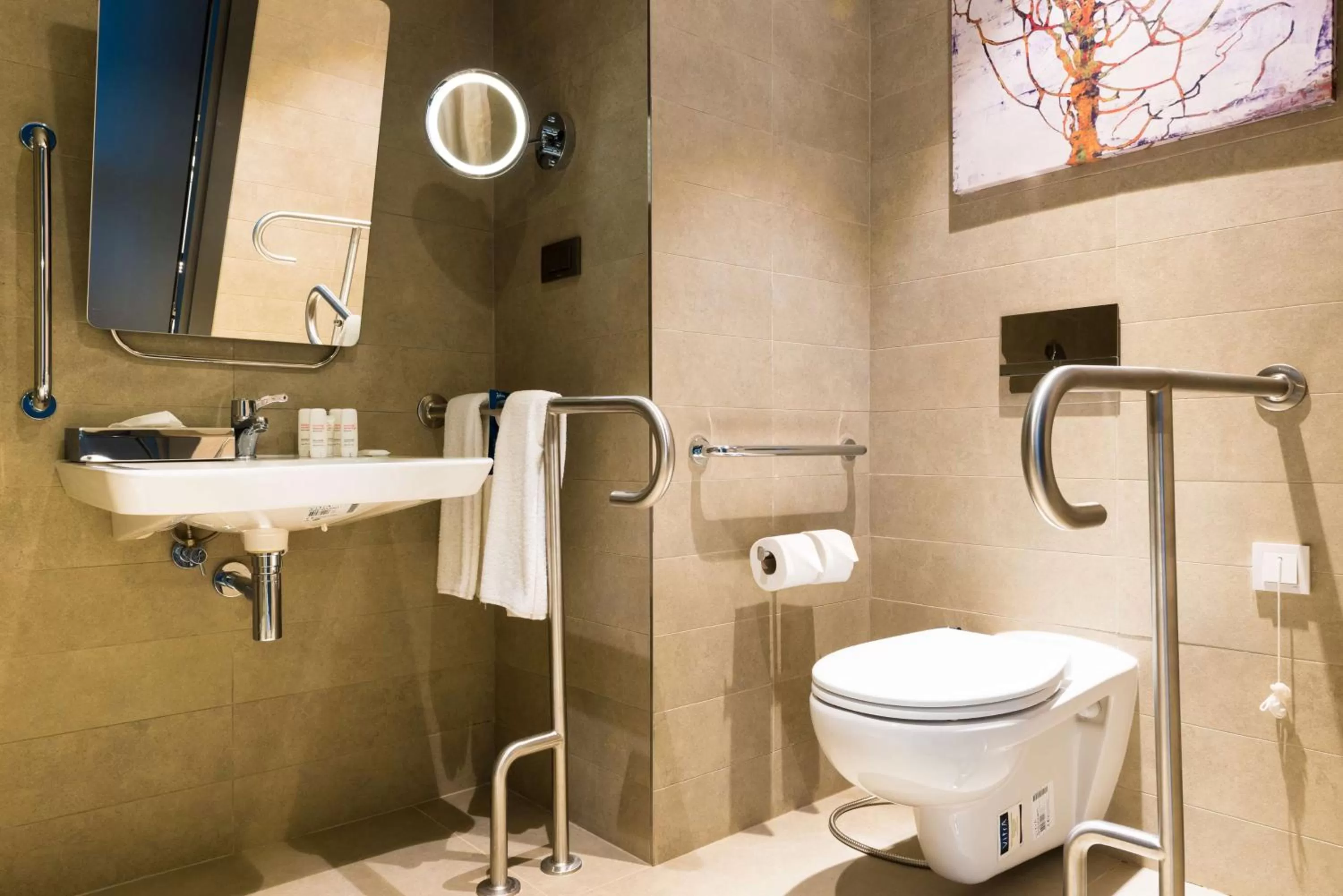 Bathroom in Radisson Hotel Dakar Diamniadio