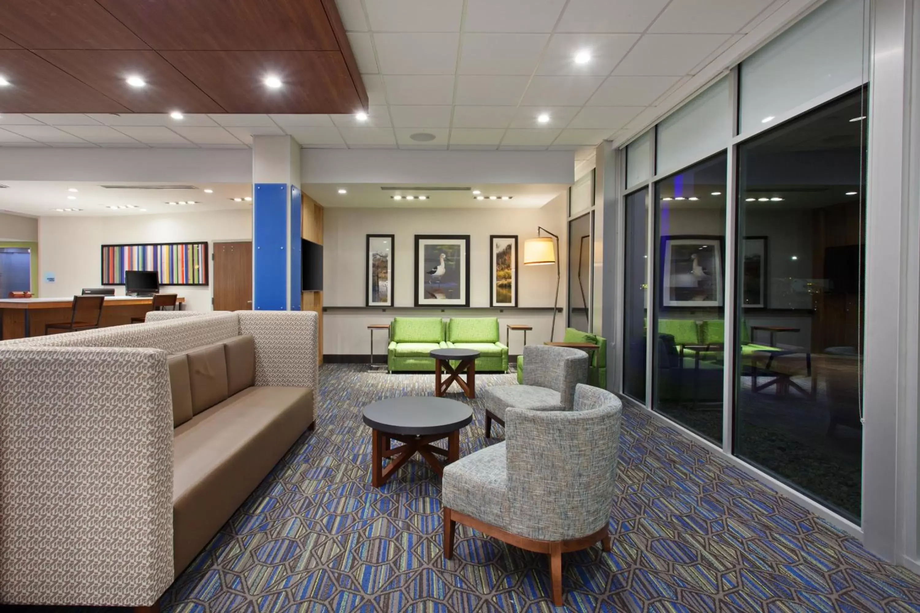Property building, Lounge/Bar in Holiday Inn Express & Suites - Brigham City - North Utah, an IHG Hotel