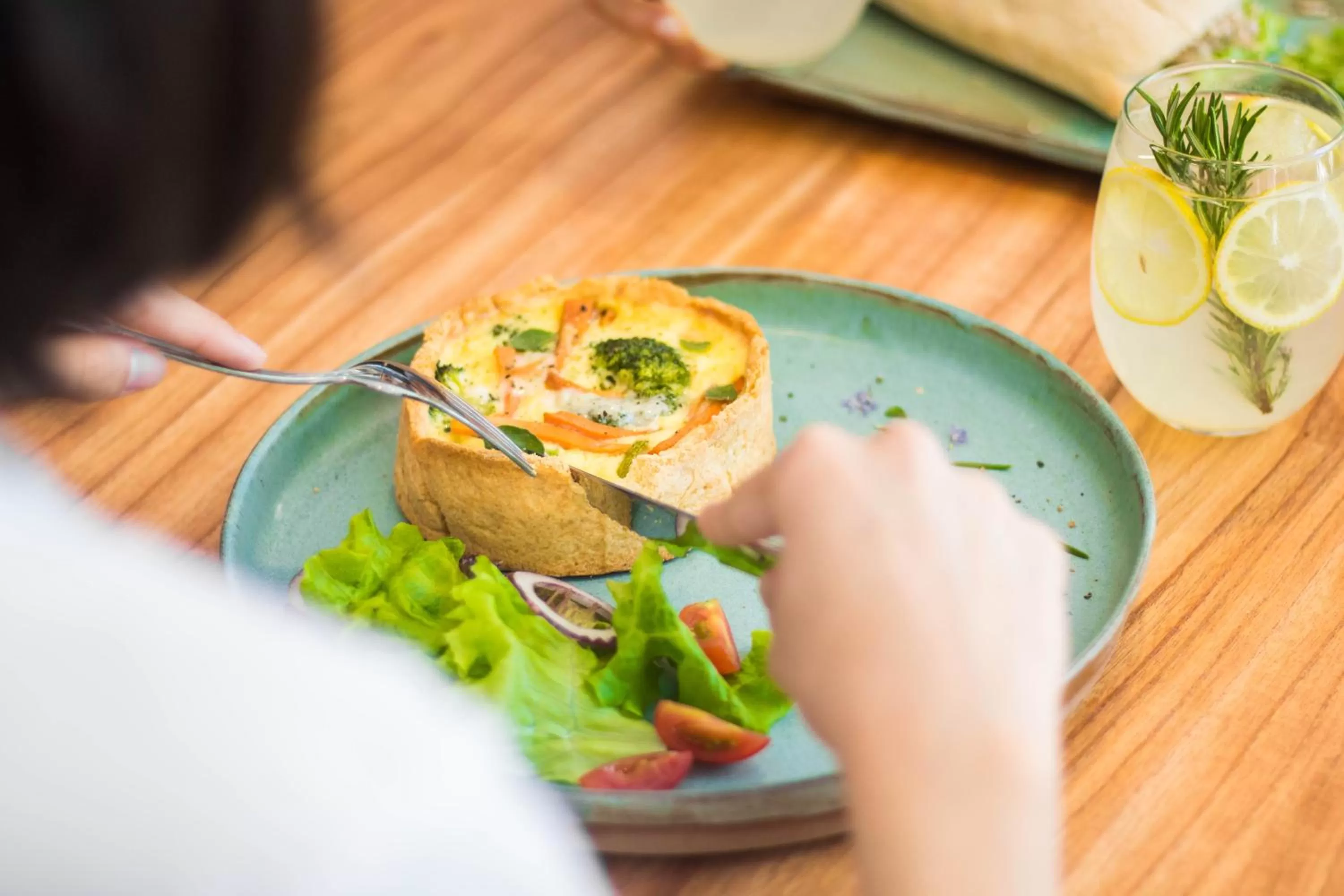 Restaurant/places to eat in Dazzler by Wyndham Polo