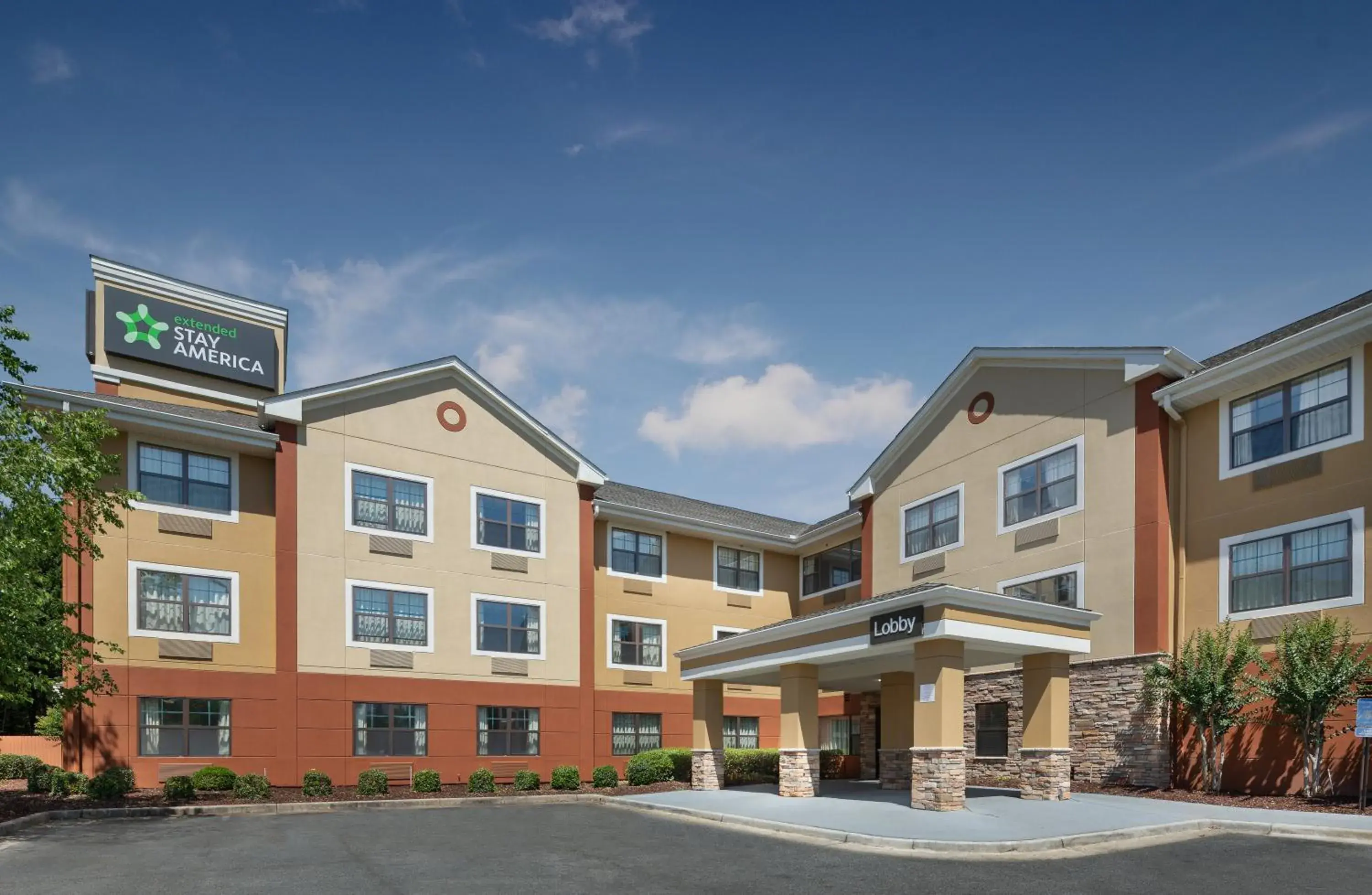 Property building in Extended Stay America Suites - Columbus - Bradley Park