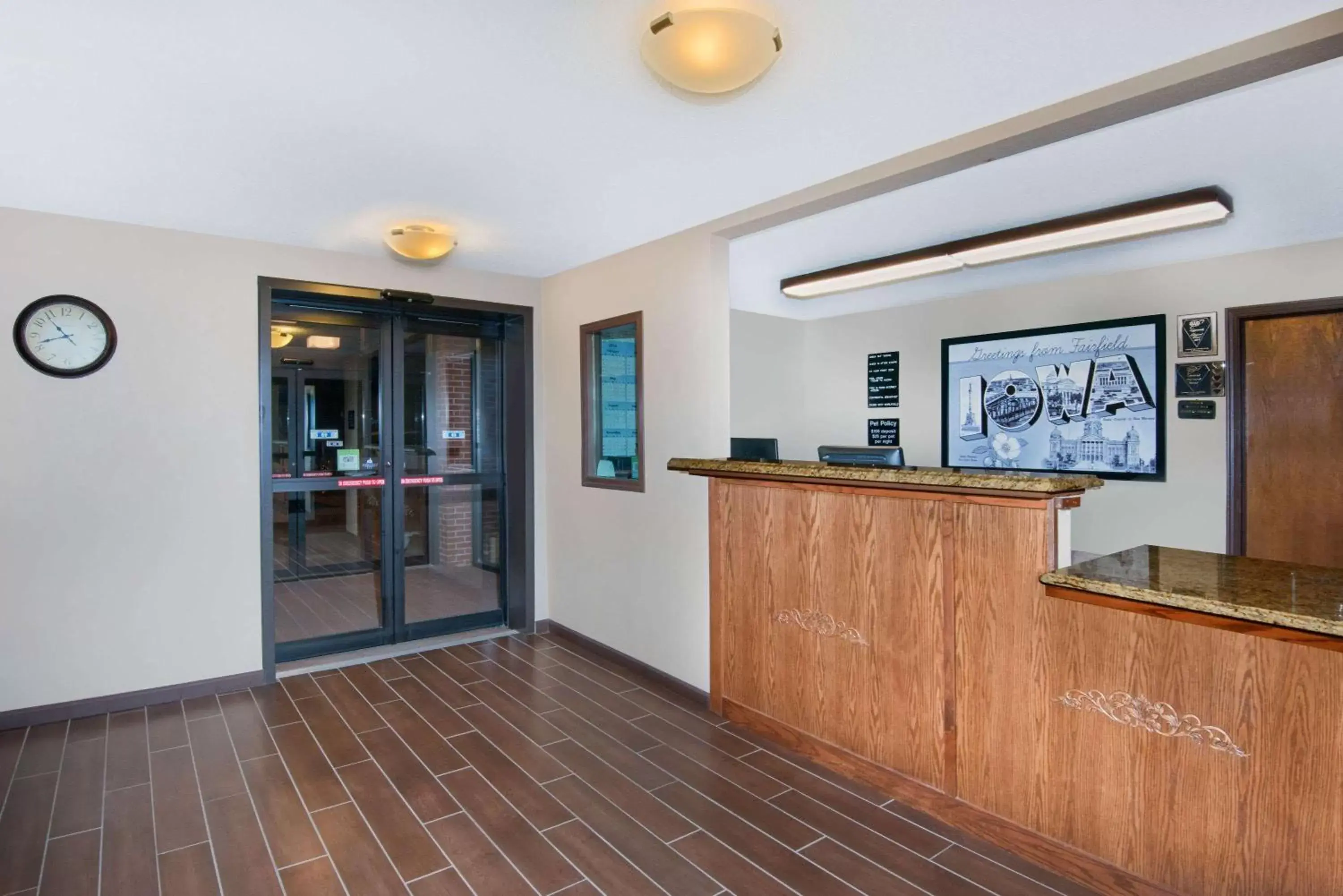 Lobby or reception, Lobby/Reception in Super 8 by Wyndham Fairfield