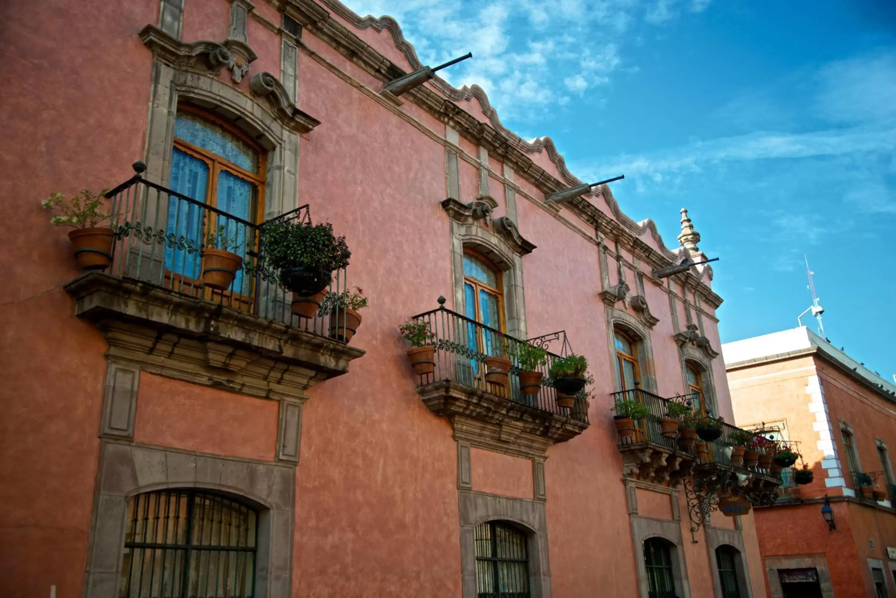 Property Building in La Casa de la Marquesa