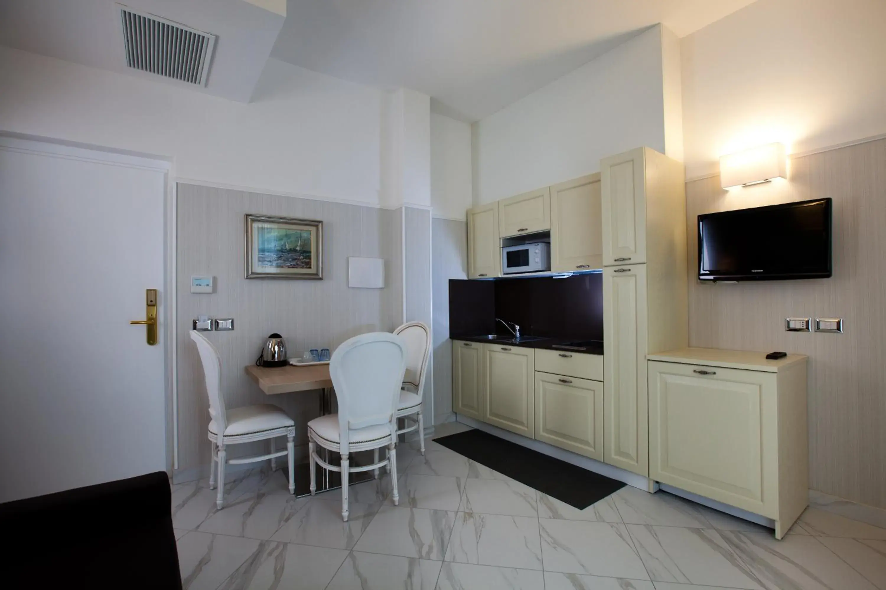 Dining area, Seating Area in Hotel Residence Villa Del Mare