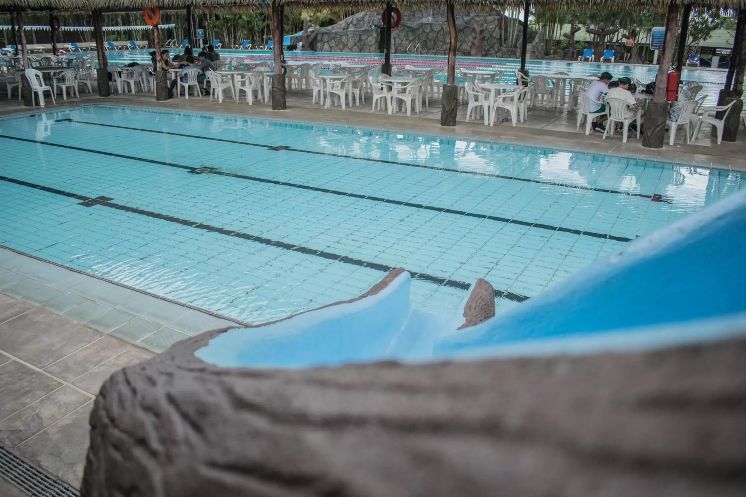 Swimming Pool in Hotel Suerre