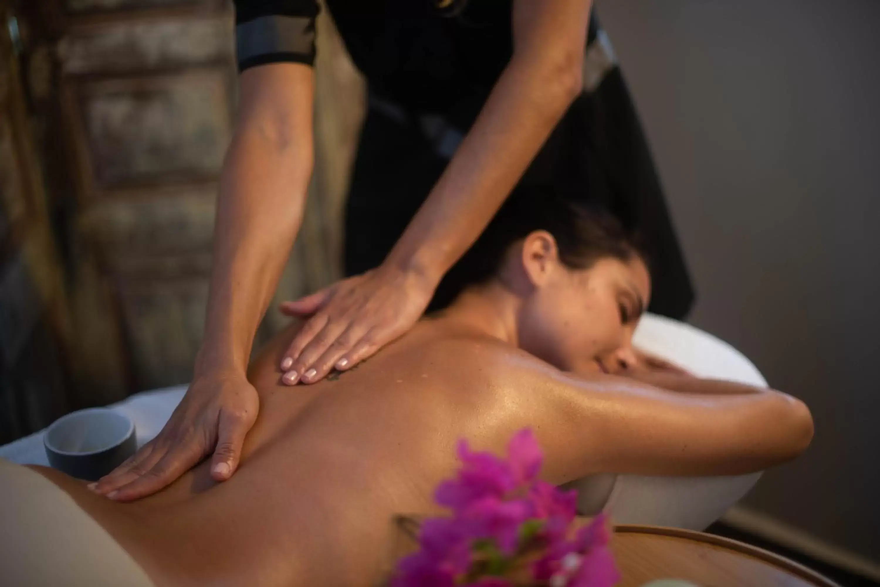 Massage in Le Relais du Moulin - Hôtel de Charme & Spa Adult Only