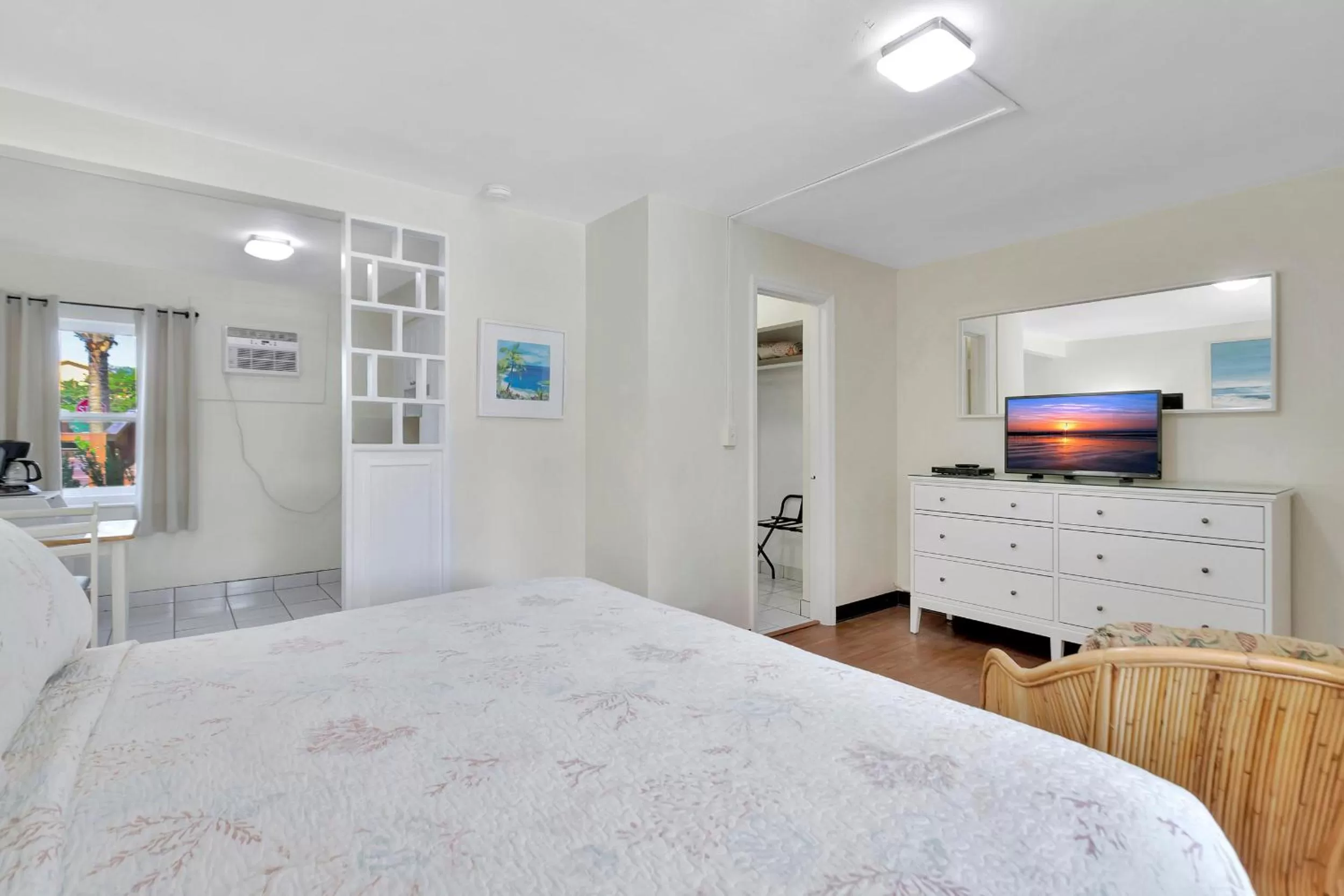 Bedroom, Bed in Seahorse Guesthouse