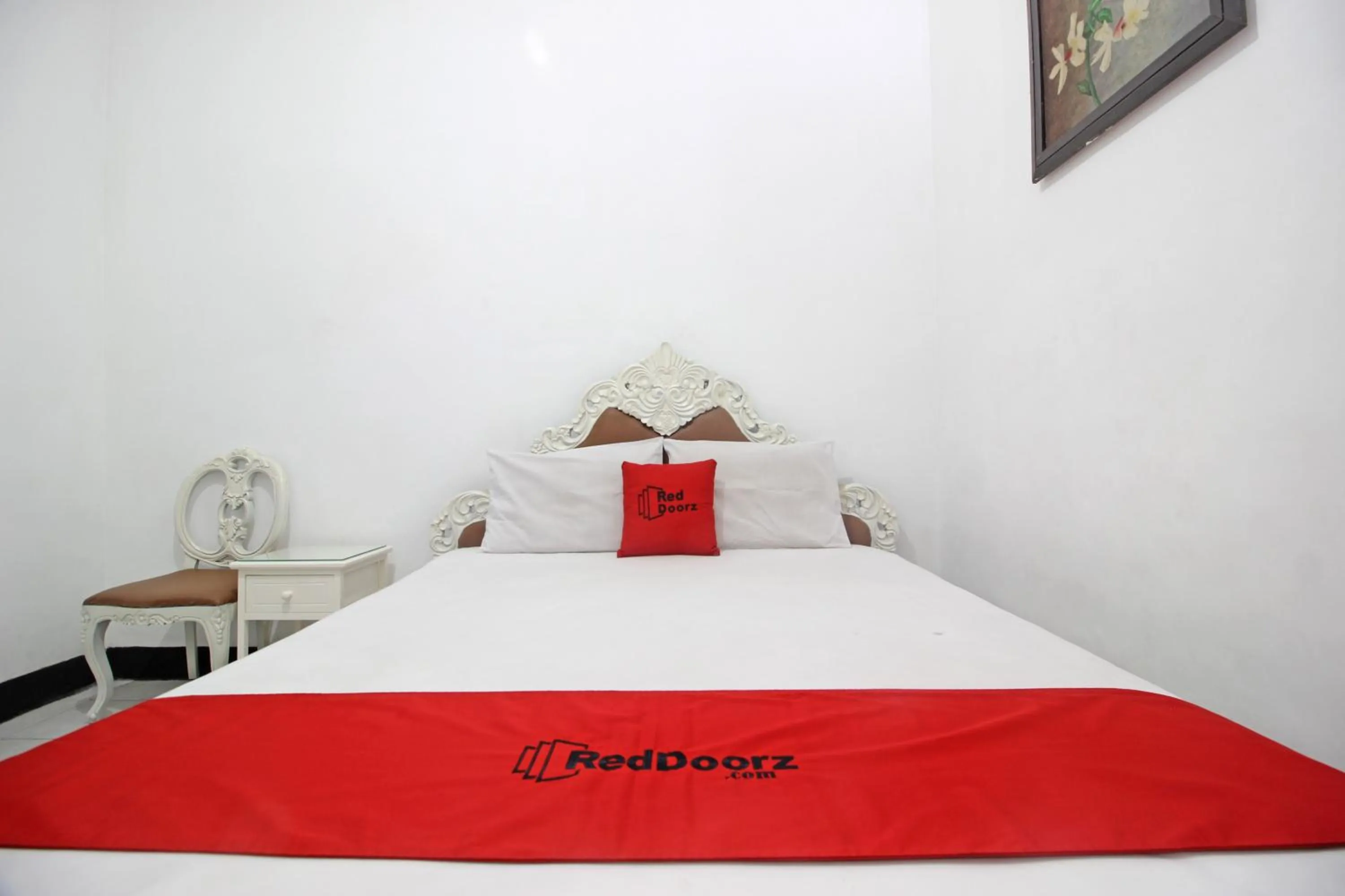 Bedroom, Bed in RedDoorz Plus @ Taman Siswa 3