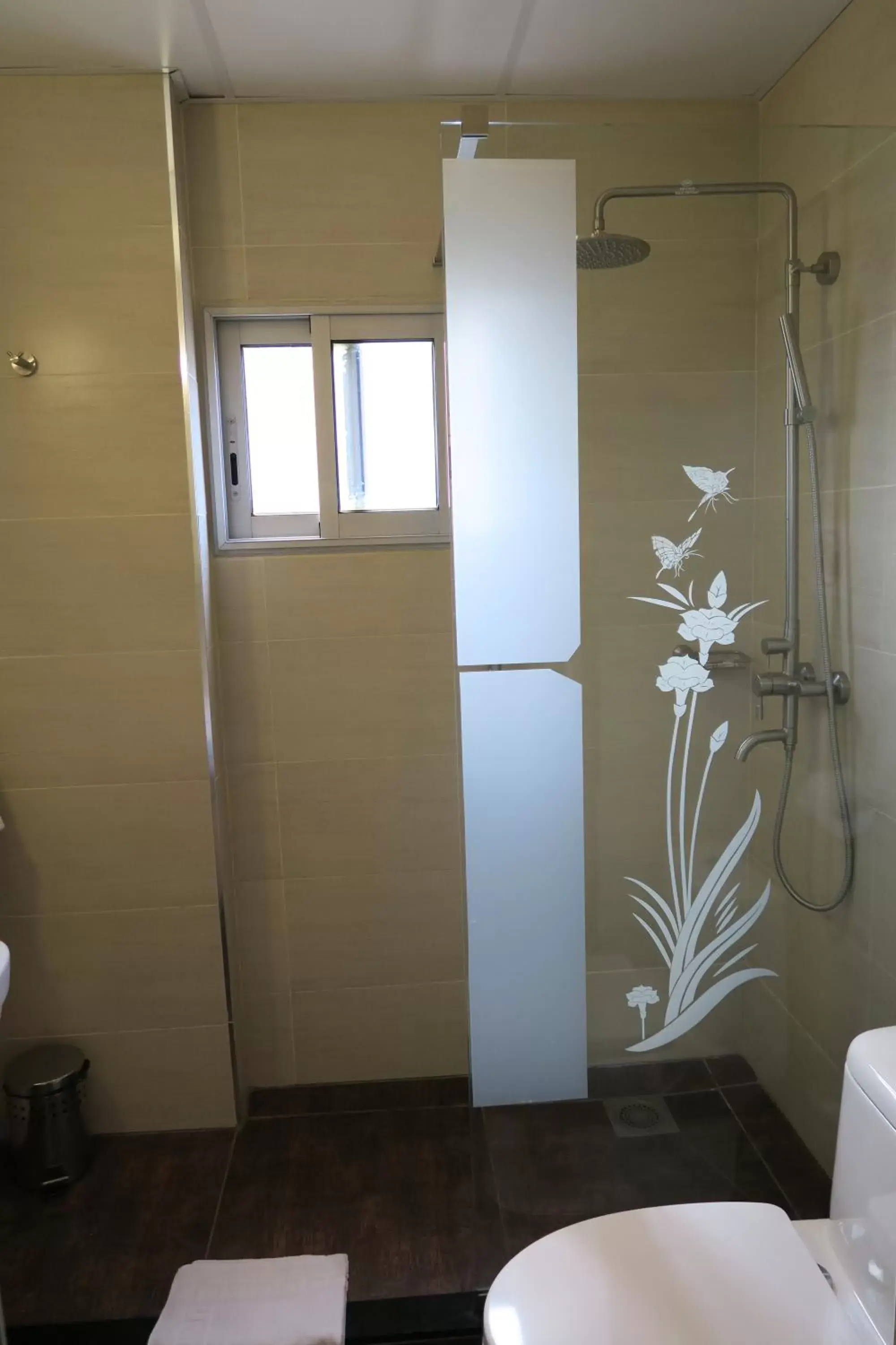 Bathroom in Central Hotel