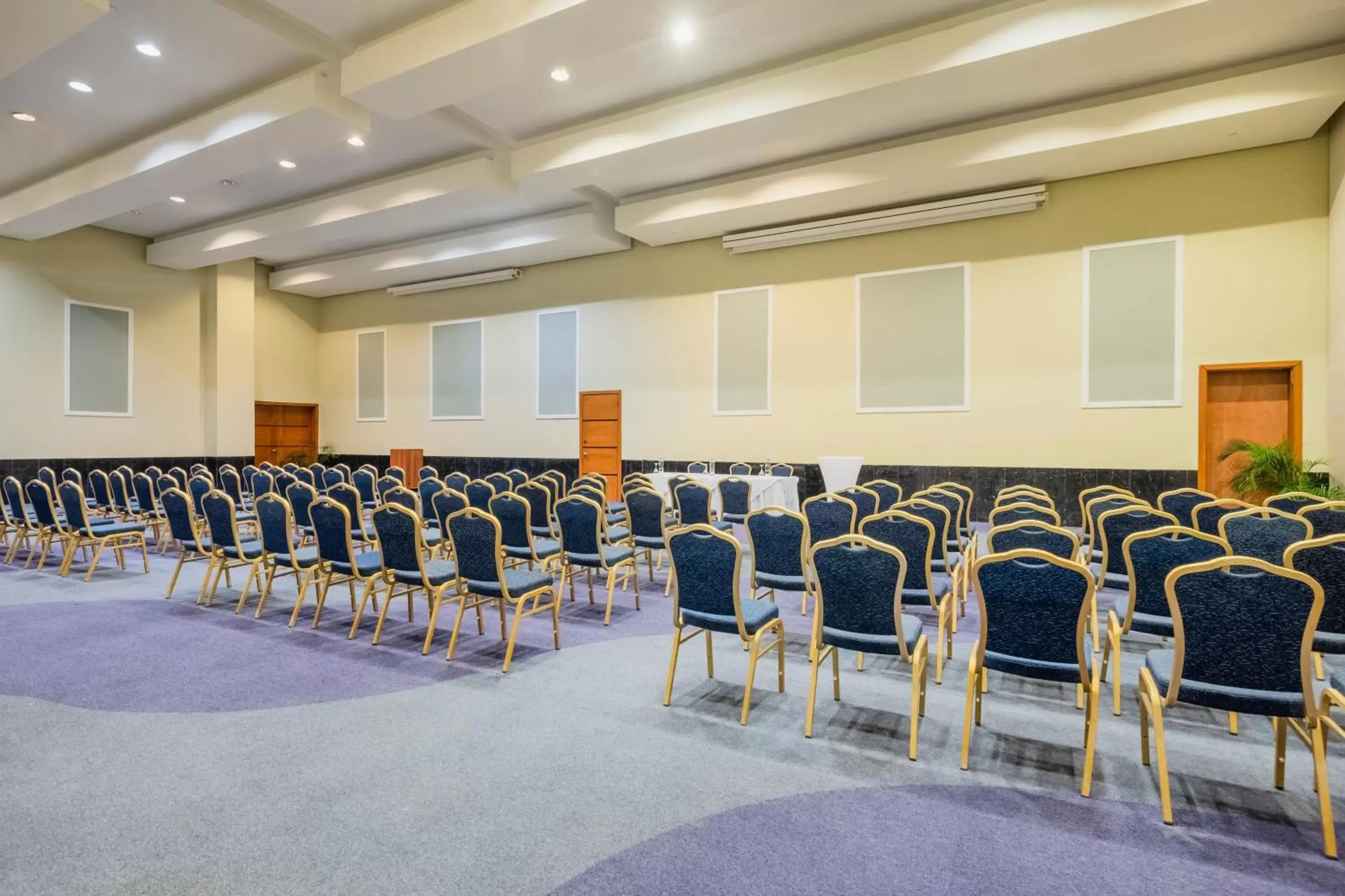 Meeting/conference room in Iberostar Grand Rose Hall