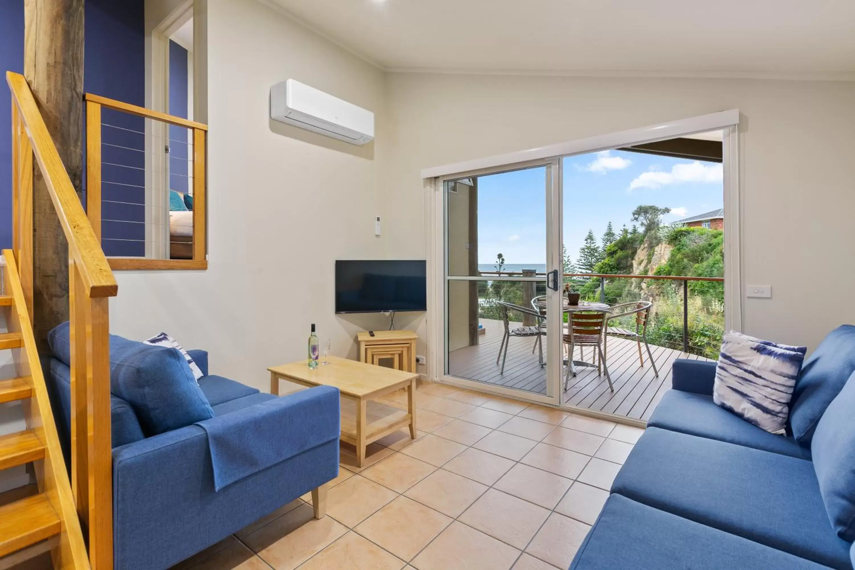 Seating Area in Tathra Beach House Holiday Apartments