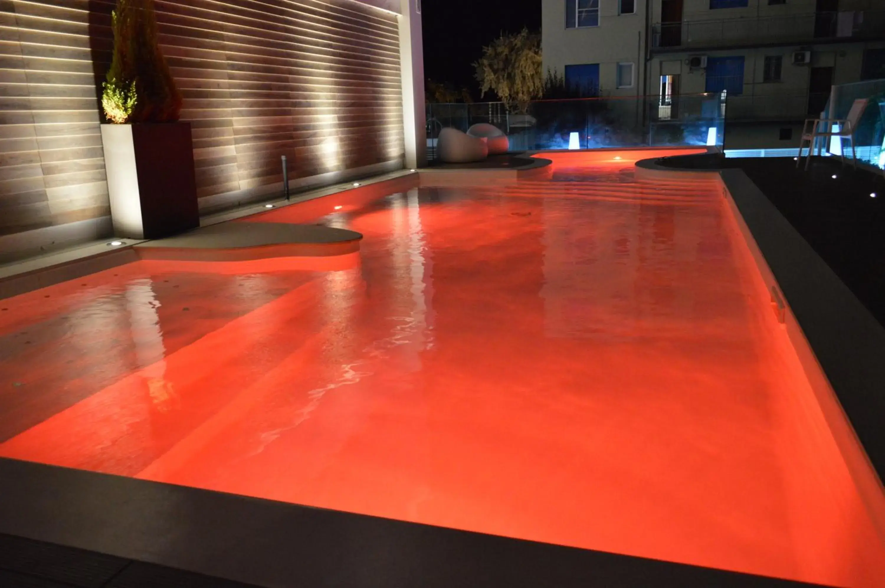 Swimming pool in Hotel Villa Paola