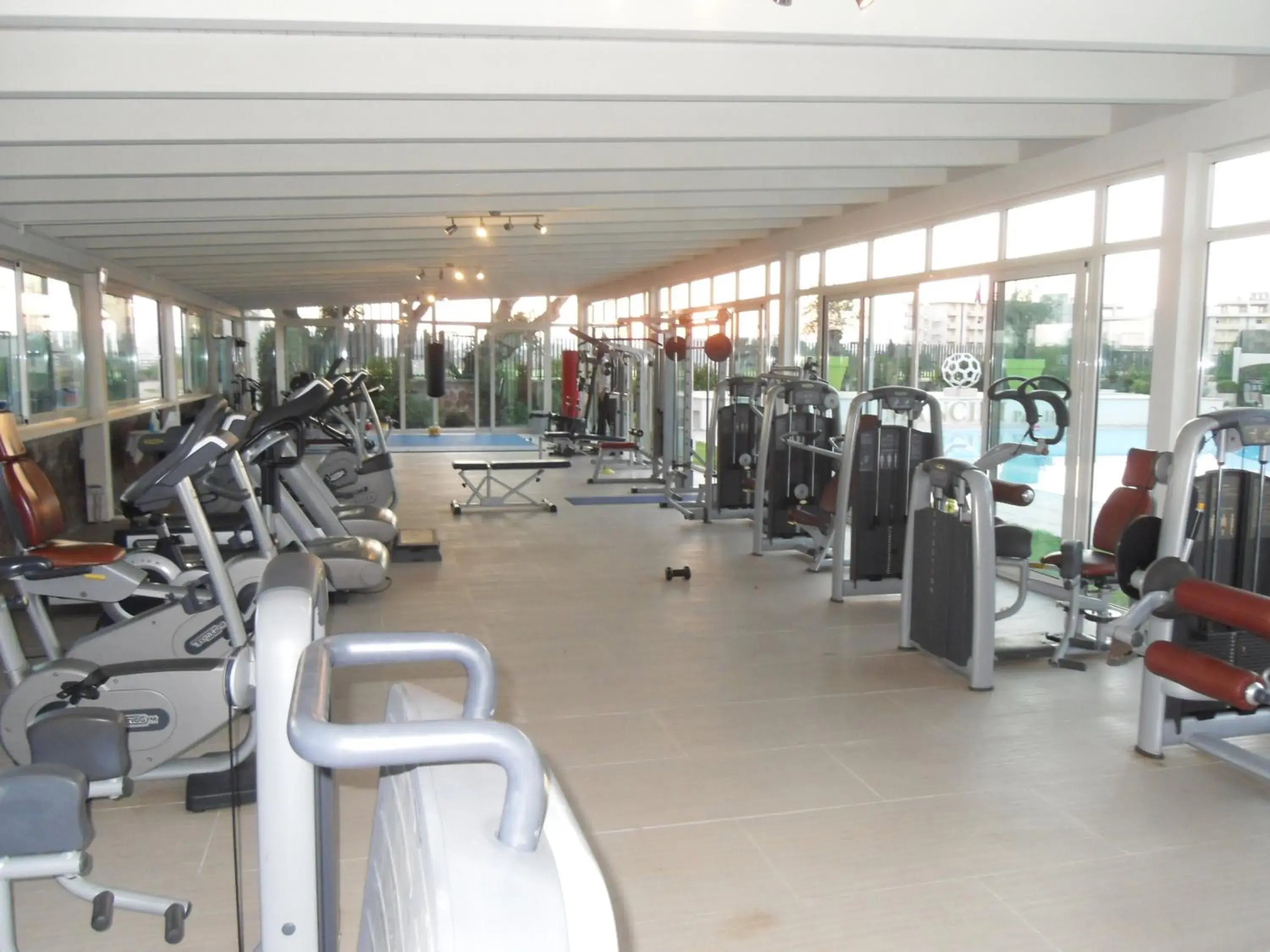 Fitness centre/facilities, Fitness Center/Facilities in Mancini Park Hotel