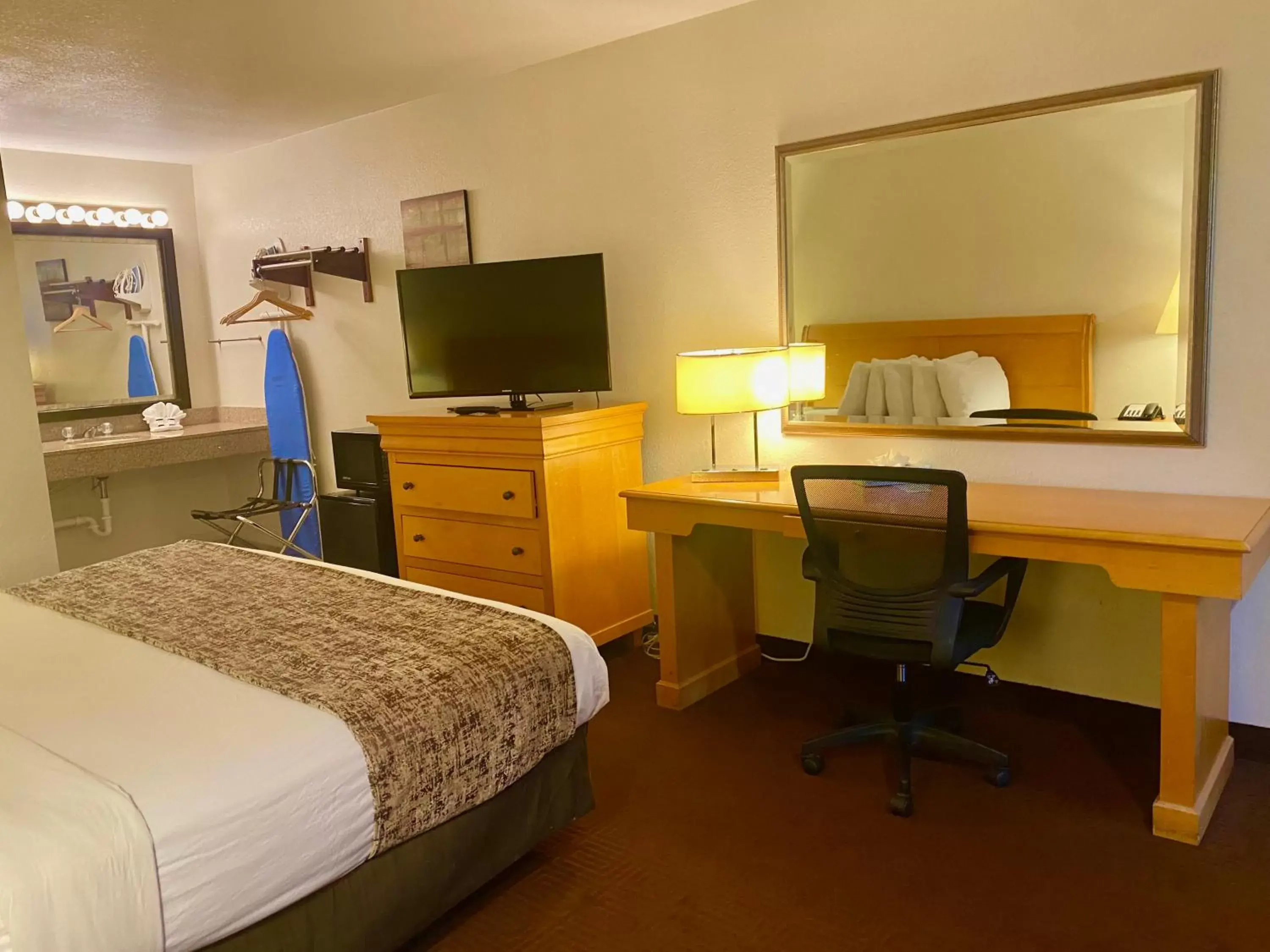 Superior King Room in Garden Inn of Homestead Superior King Room in Garden Inn of Homestead