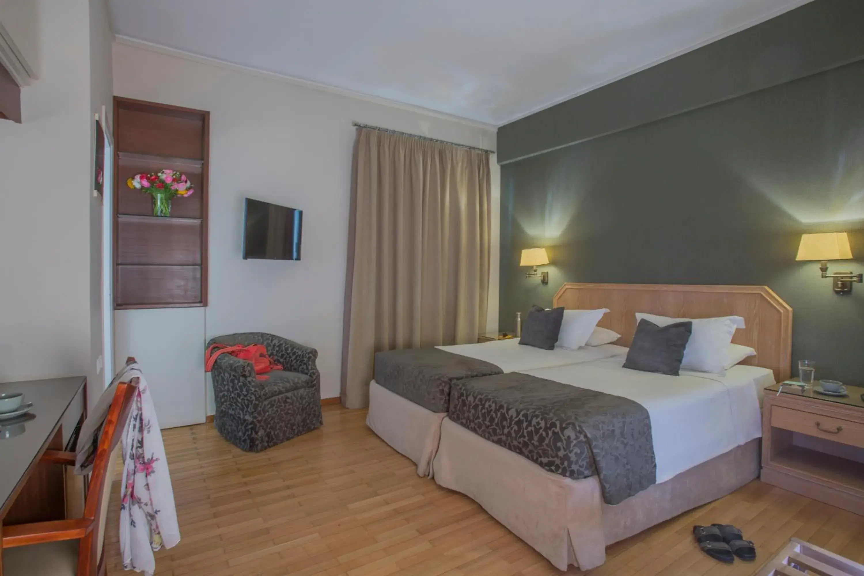 Bed in Delice Hotel - Family Apartments