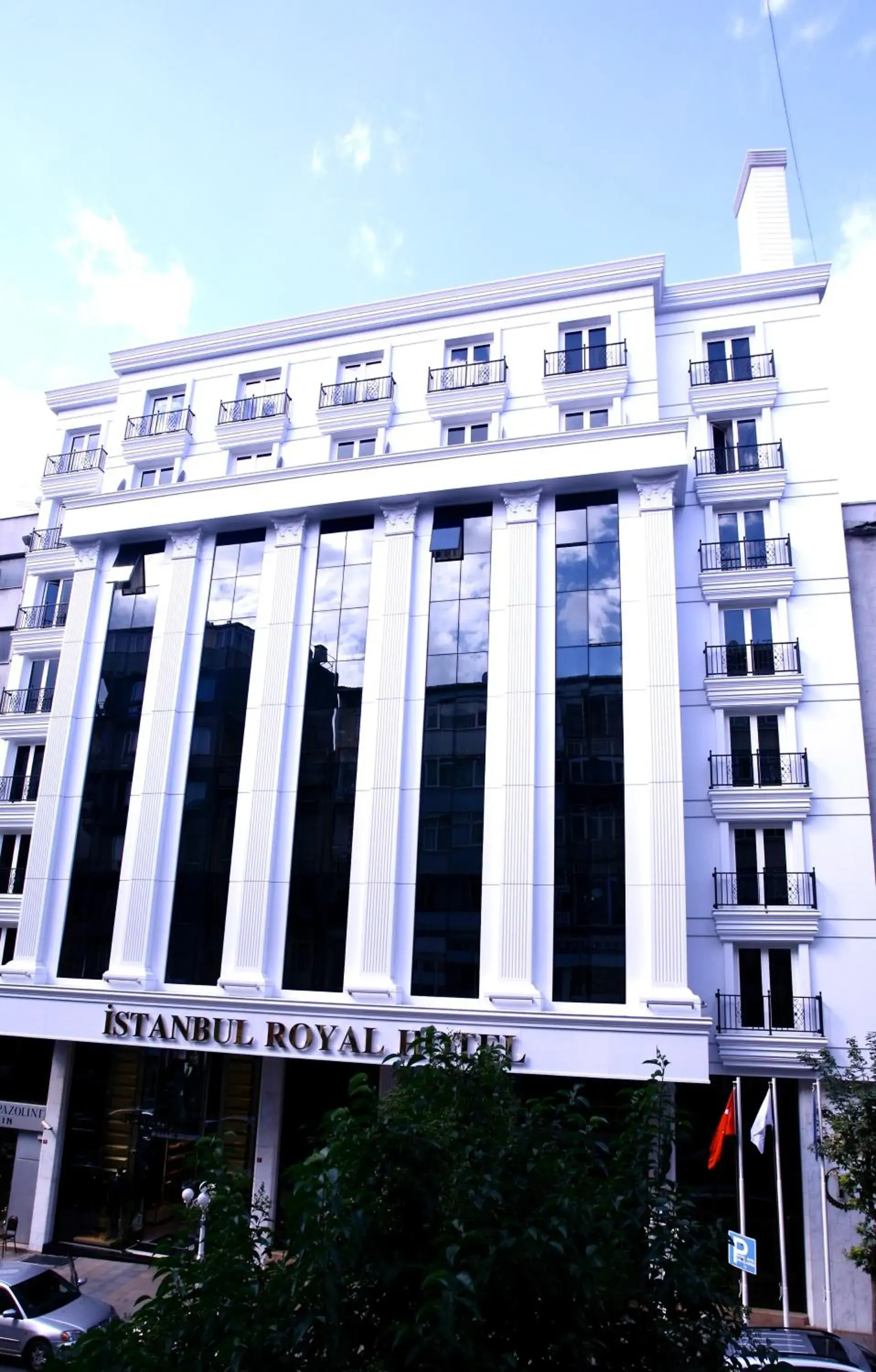 Property Building in Istanbul Royal Hotel