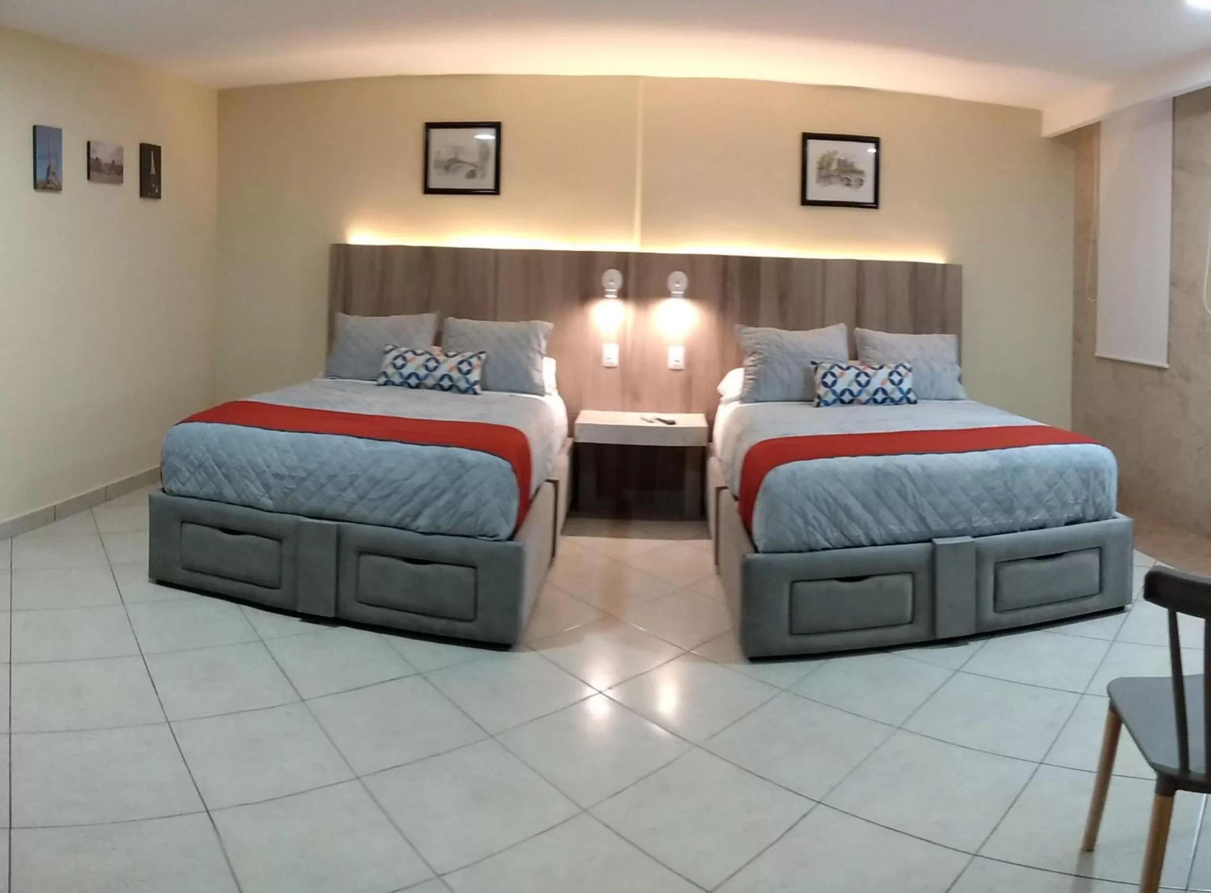 Quiet street view, Bed in EXECUTIROOMS VERACRUZ