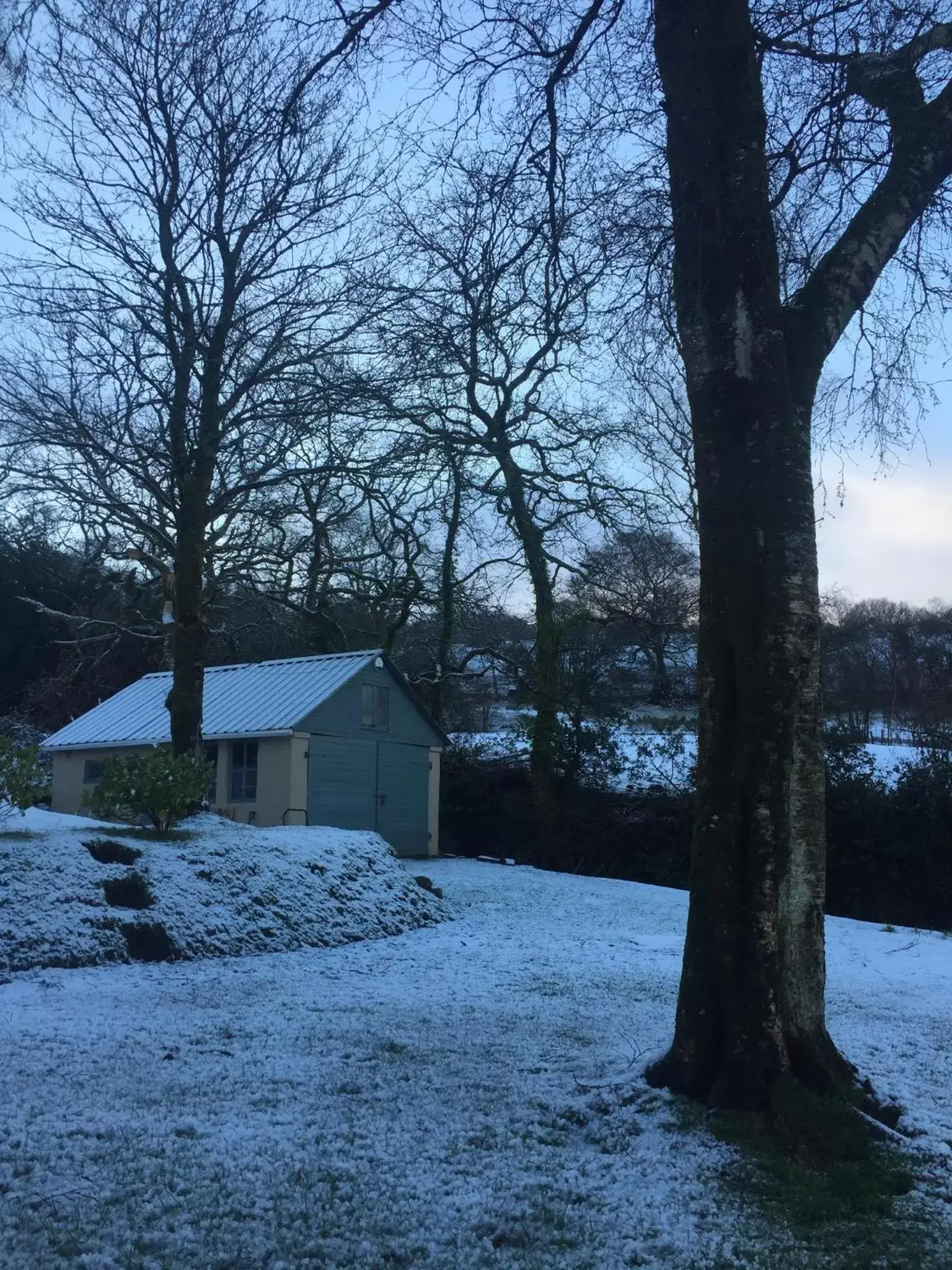 Day, Winter in Efail Y Garn