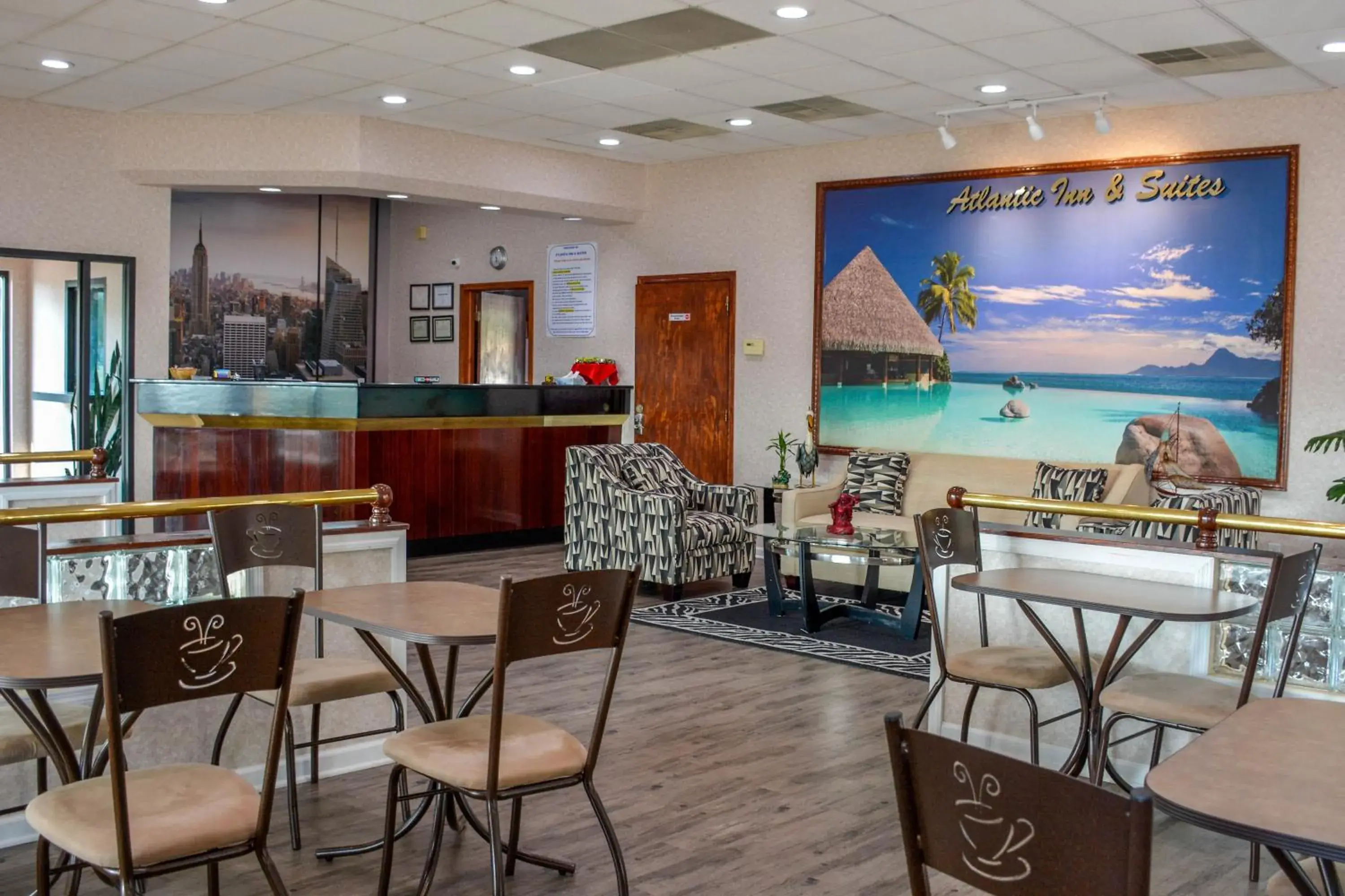 Lobby or reception, Restaurant/Places to Eat in Atlantic Inn and Suites - Wall Township