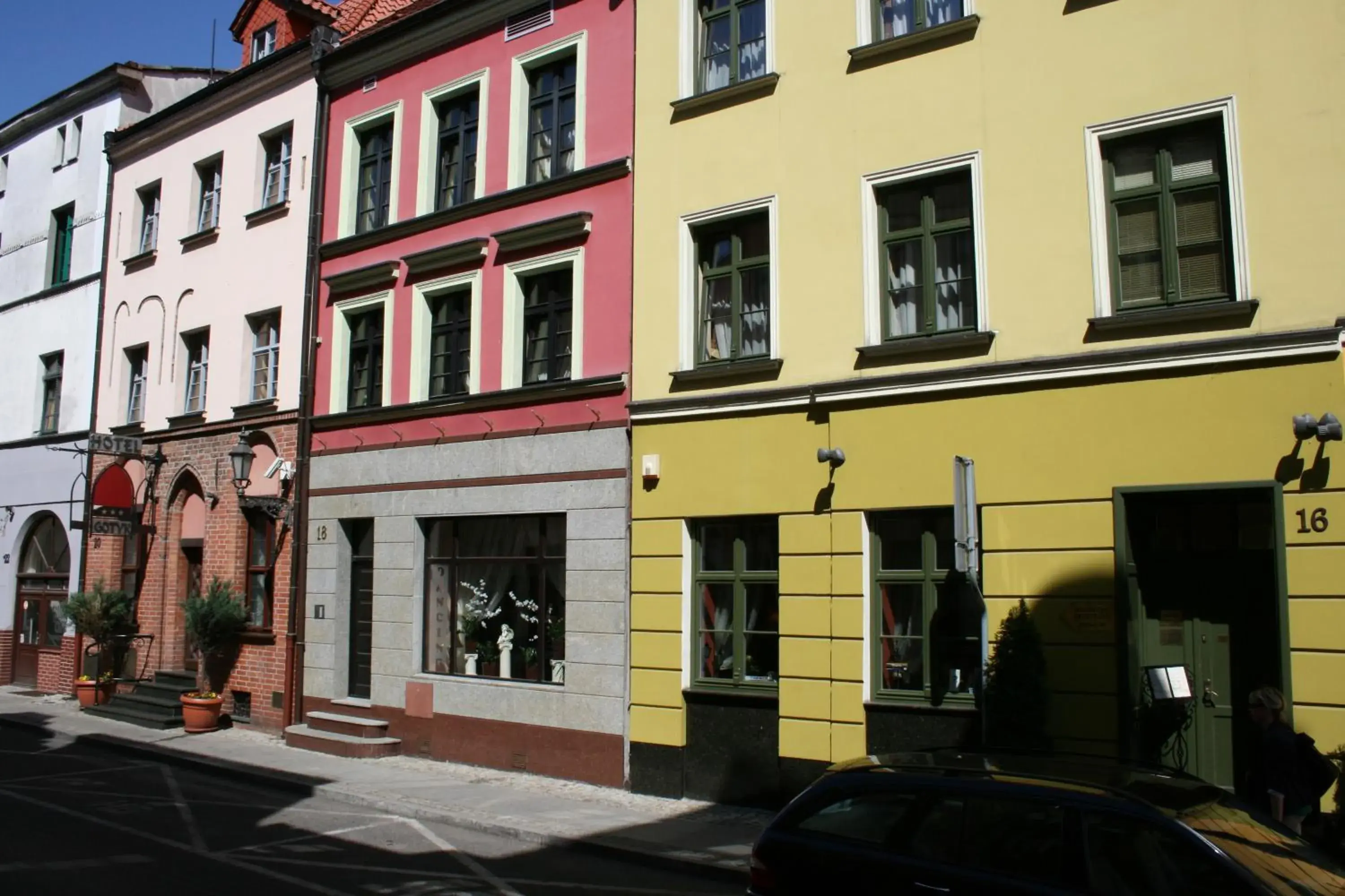 Facade/entrance, Property Building in Gotyk